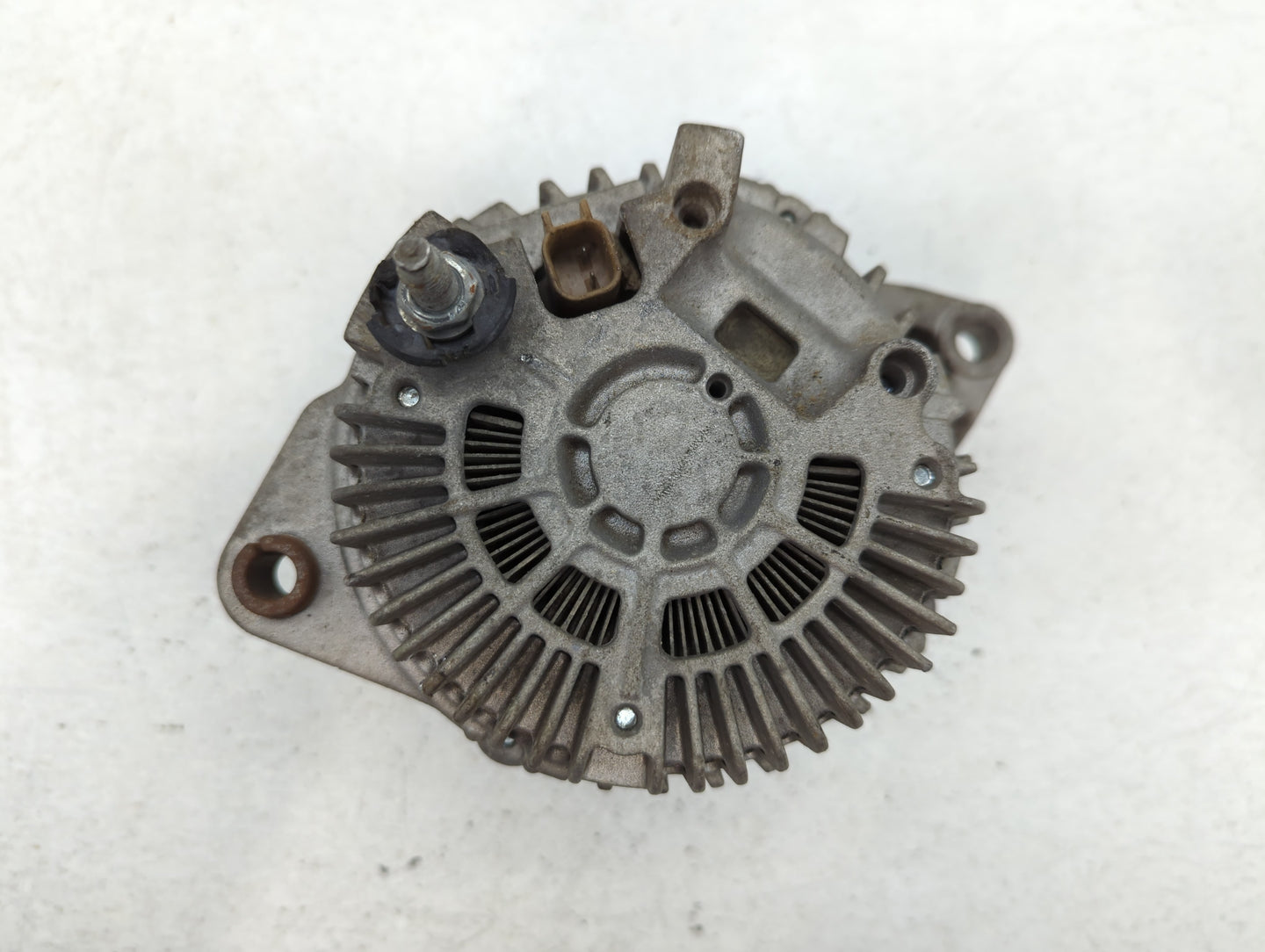 2007-2013 Chevrolet Silverado 1500 Alternator Replacement Generator Charging Assembly Engine OEM Fits OEM Used Auto Parts - 