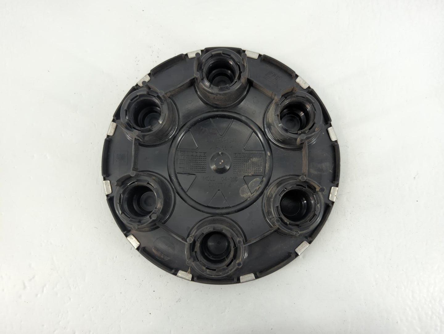 2007 Chevrolet Silverado 1500 Rim Wheel Center Cap 742961 - Oemusedautoparts1.com