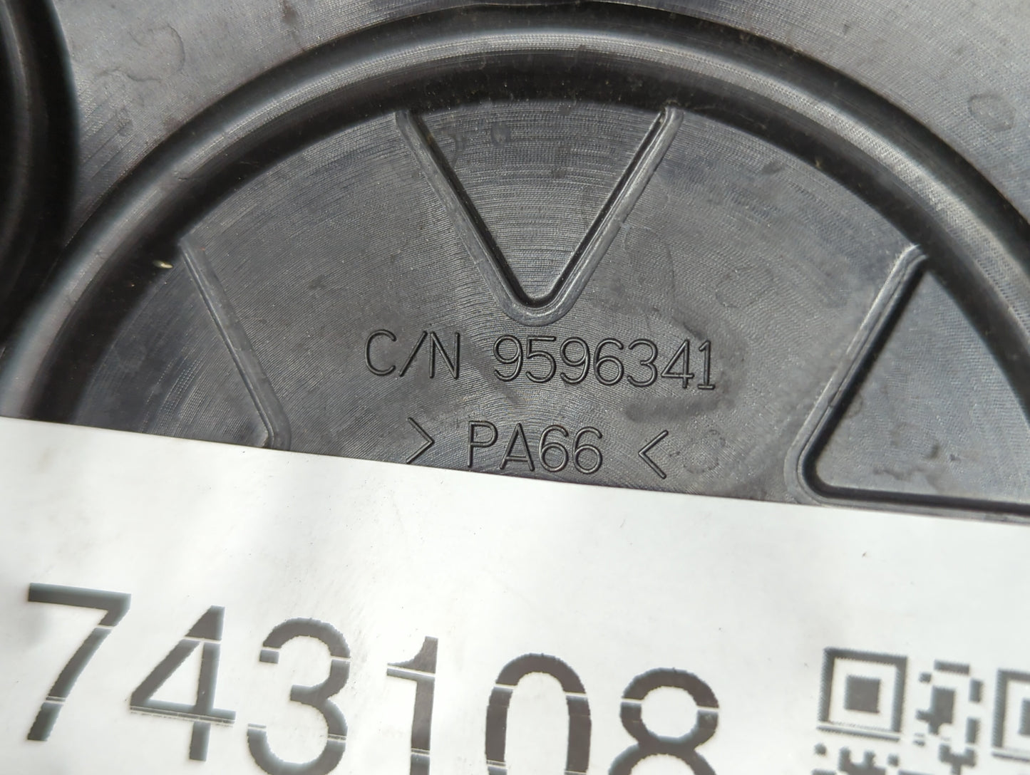 2007 Chevrolet Silverado 1500 Rim Wheel Center Cap 743108 - Oemusedautoparts1.com