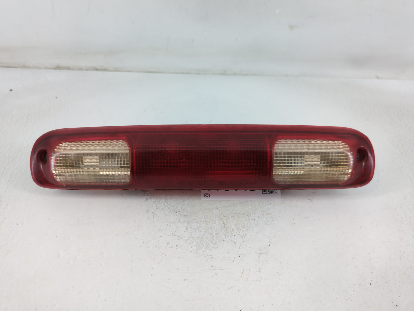 2007 Chevrolet Silverado 1500 Third Brake Light Tail Light P/N:16525205 Fits OEM Used Auto Parts - Oemusedautoparts1.com