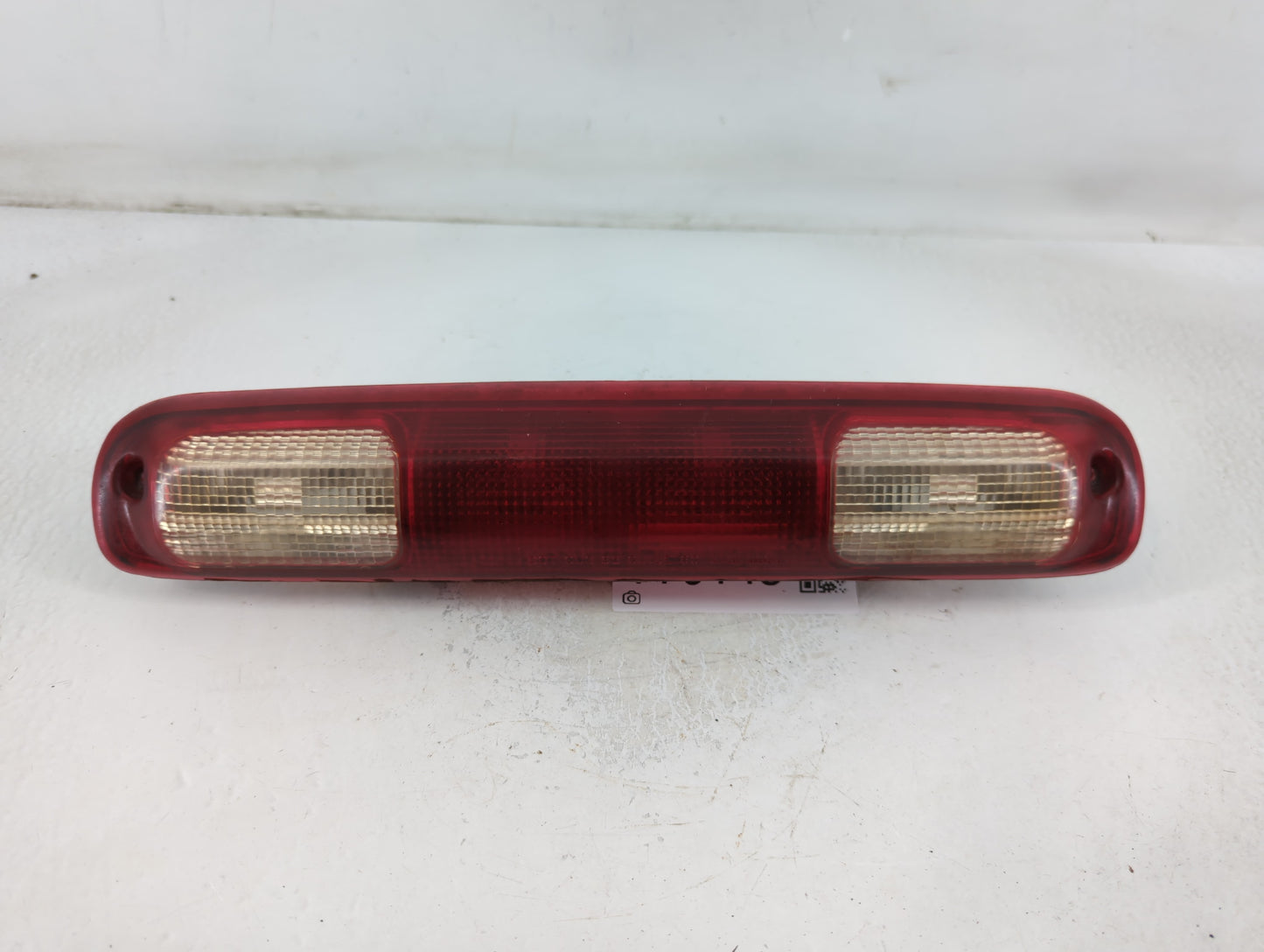 2007 Chevrolet Silverado 1500 Third Brake Light Tail Light P/N:16525205 Fits OEM Used Auto Parts - Oemusedautoparts1.com