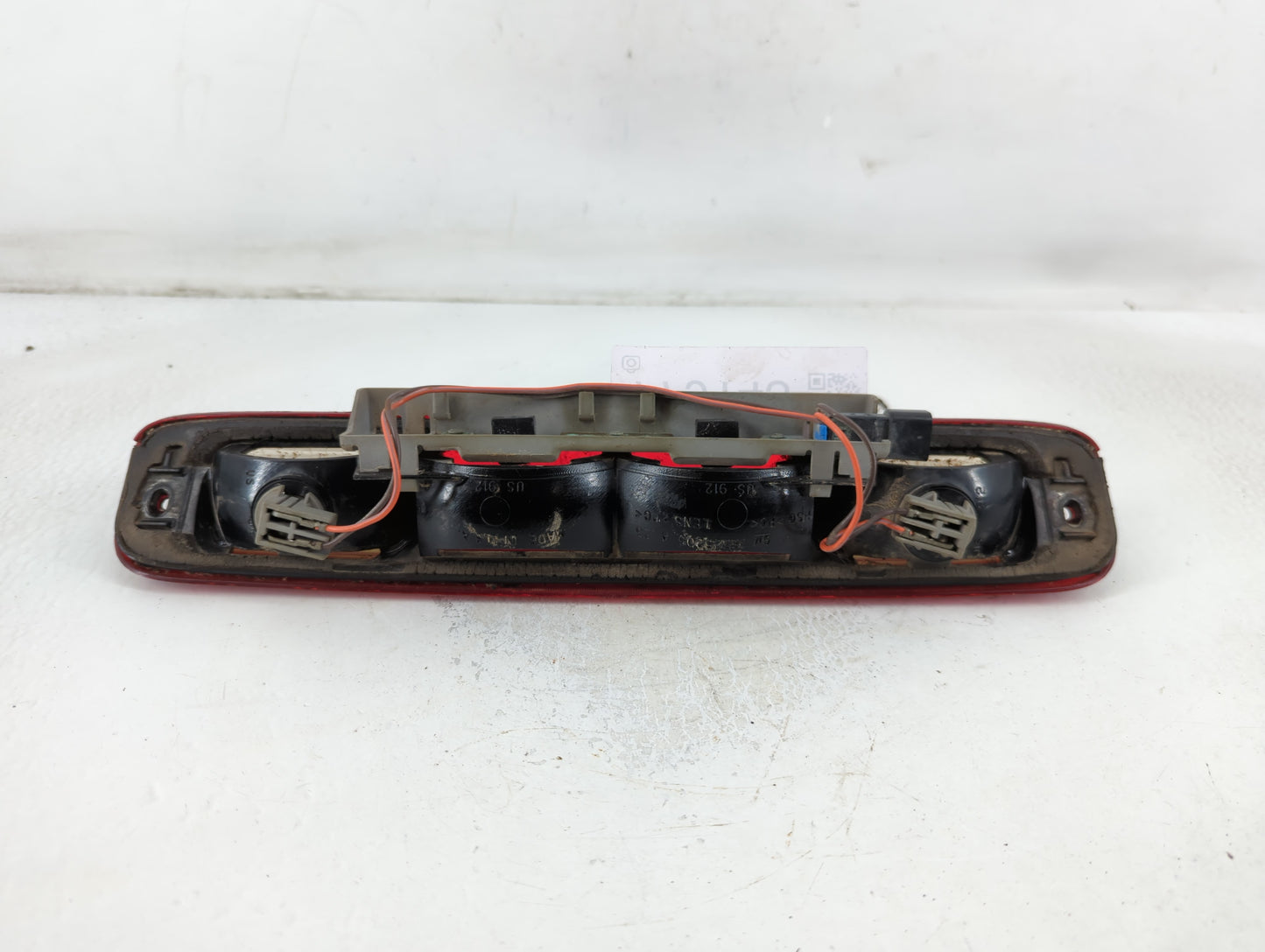 2007 Chevrolet Silverado 1500 Third Brake Light Tail Light P/N:16525205 Fits OEM Used Auto Parts - Oemusedautoparts1.com