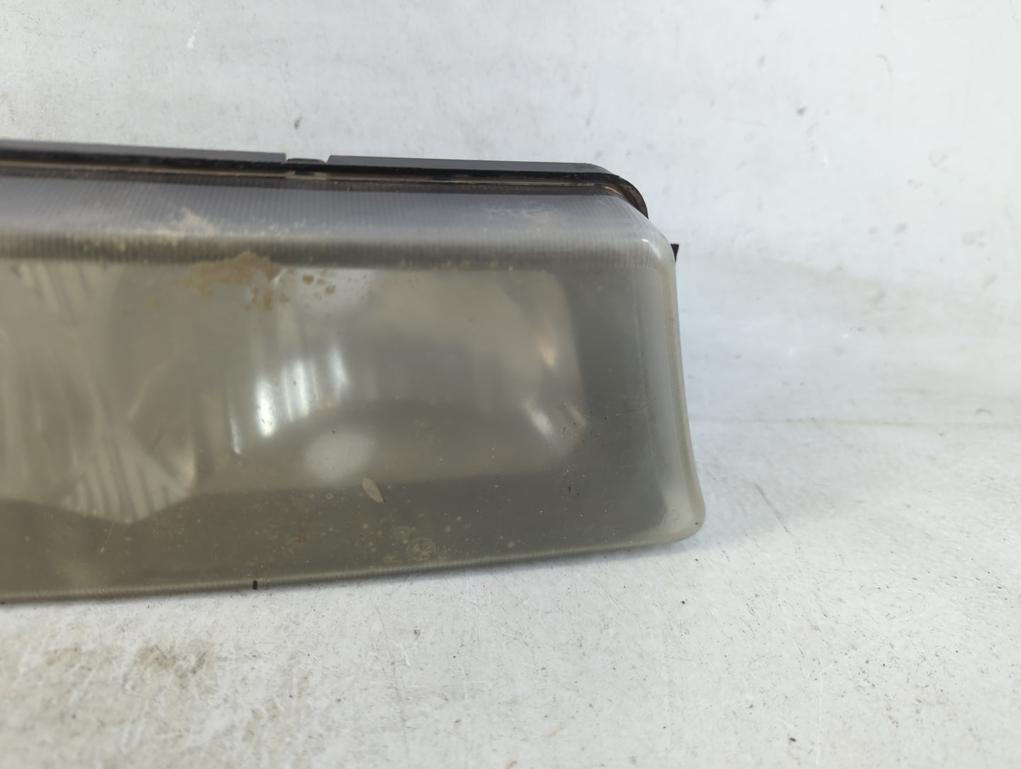 2005 Chevrolet Silverado 1500 Driver Left Oem Head Light Headlight Lamp - Oemusedautoparts1.com