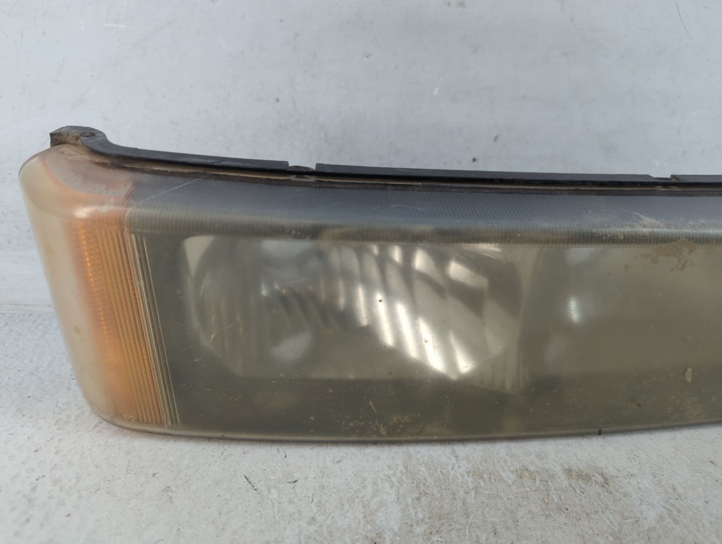 2005 Chevrolet Silverado 1500 Driver Left Oem Head Light Headlight Lamp - Oemusedautoparts1.com