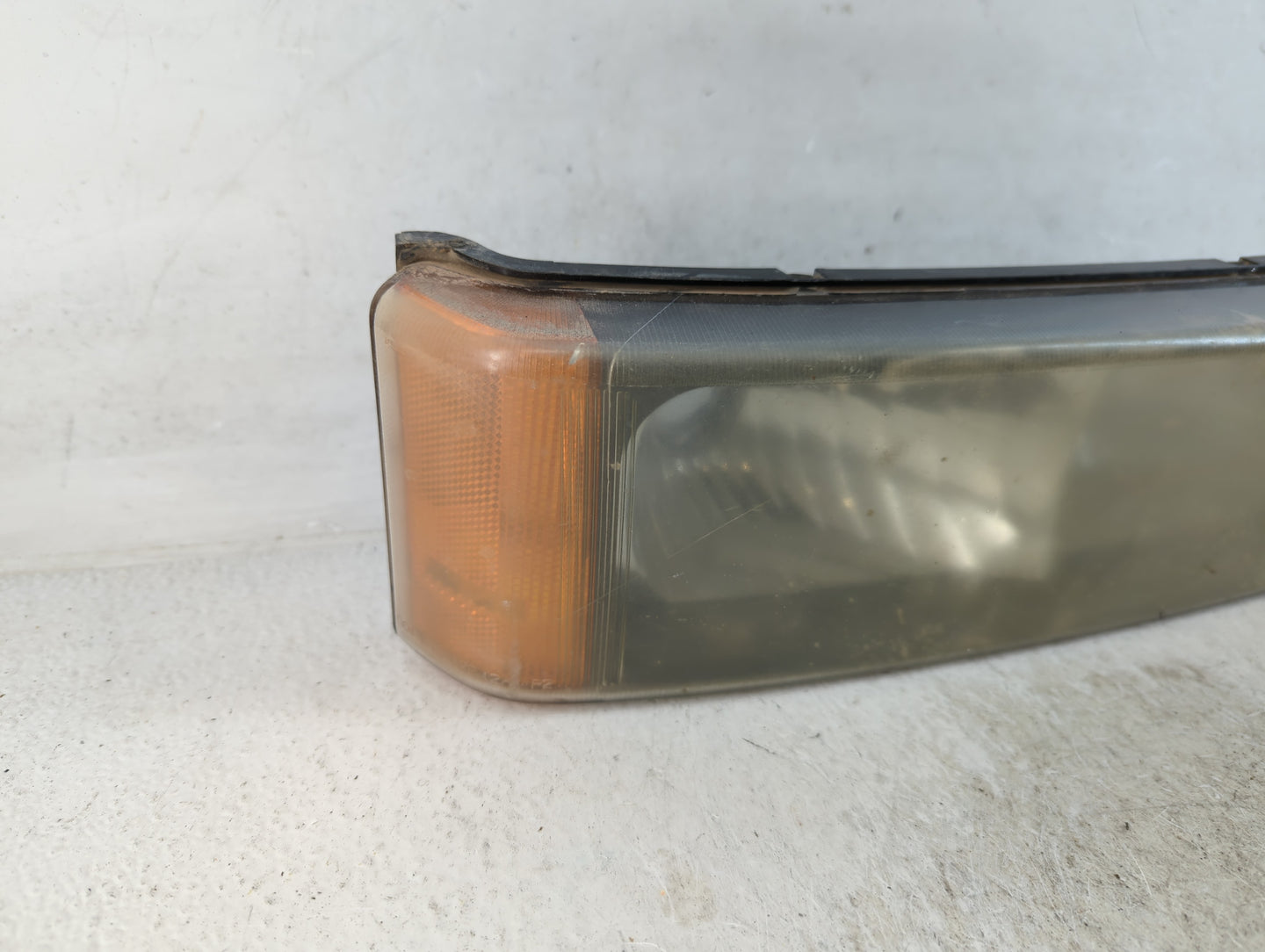 2005 Chevrolet Silverado 1500 Driver Left Oem Head Light Headlight Lamp - Oemusedautoparts1.com