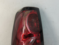 2004-2007 Chevrolet Silverado 1500 Tail Light Assembly Driver Left OEM P/N:15224157 Fits Fits 2004 2005 2006 2007 OEM Used A
