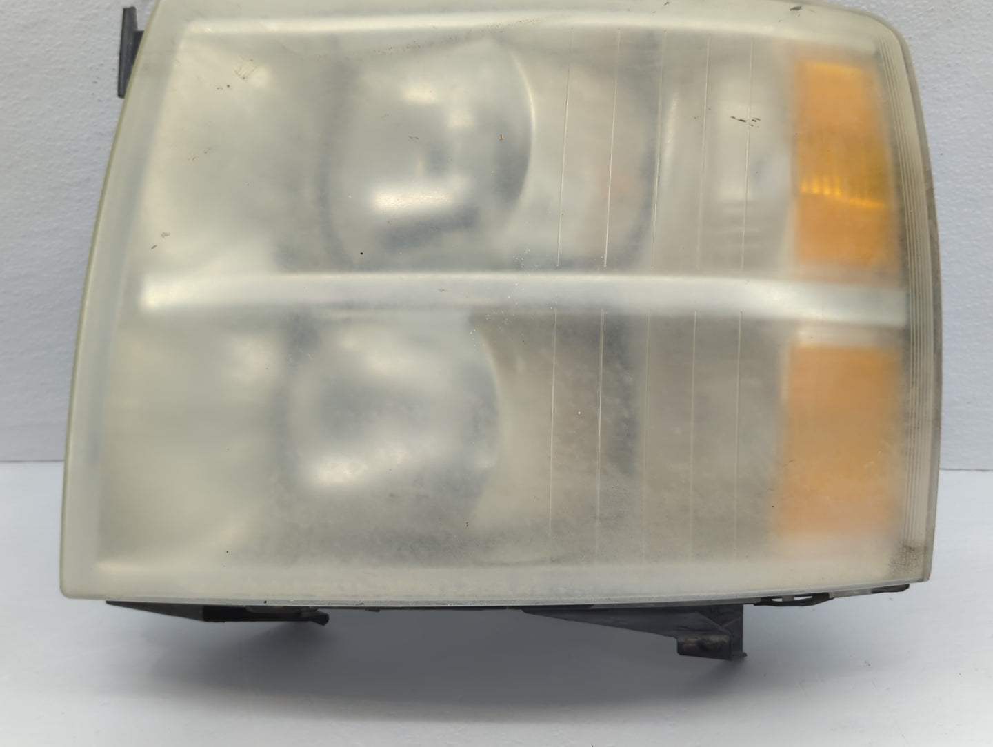 2007 Chevrolet Silverado 1500 Driver Left Oem Head Light Headlight Lamp - Oemusedautoparts1.com