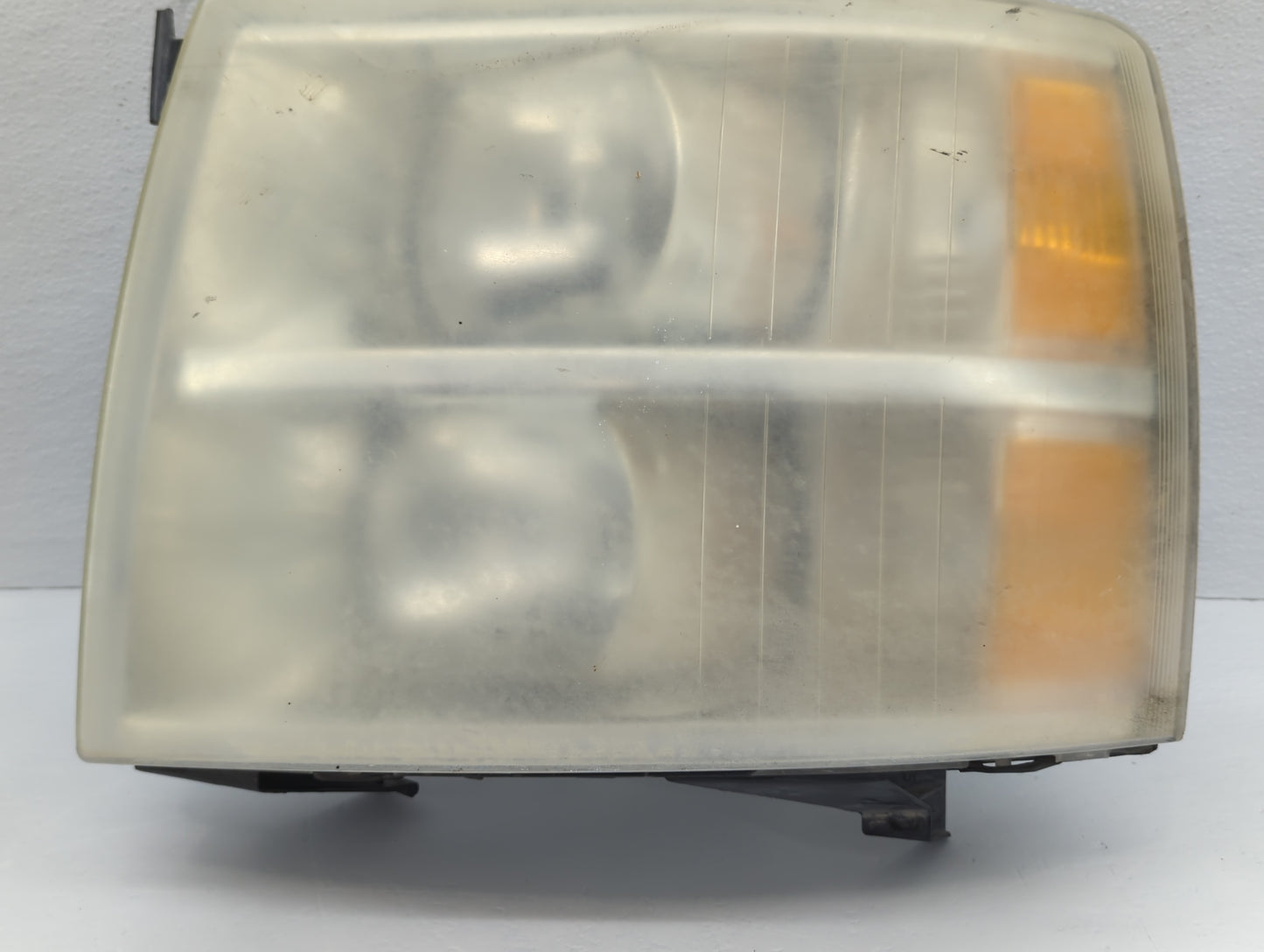 2007 Chevrolet Silverado 1500 Driver Left Oem Head Light Headlight Lamp - Oemusedautoparts1.com
