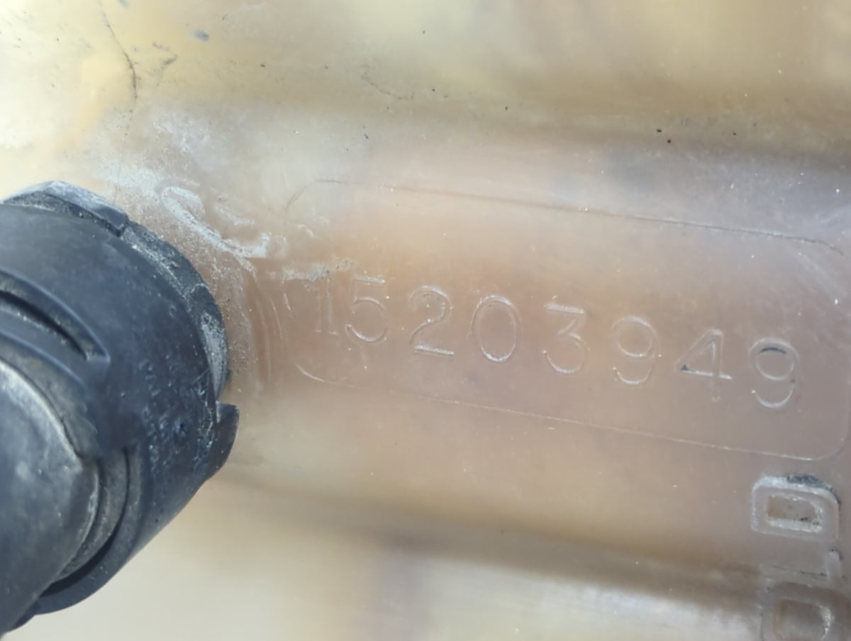 Silverado 1500 Classic Radiator Coolant Overflow Expansion Tank Bottle - Oemusedautoparts1.com