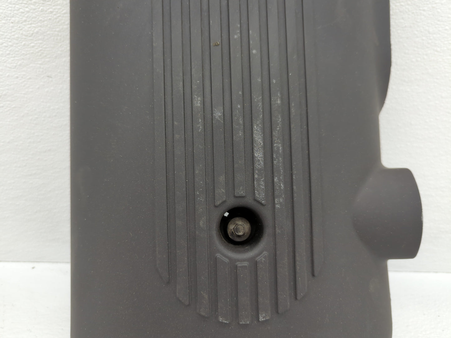 2007 Chevrolet Silverado 1500 Classic Engine Cover - Oemusedautoparts1.com