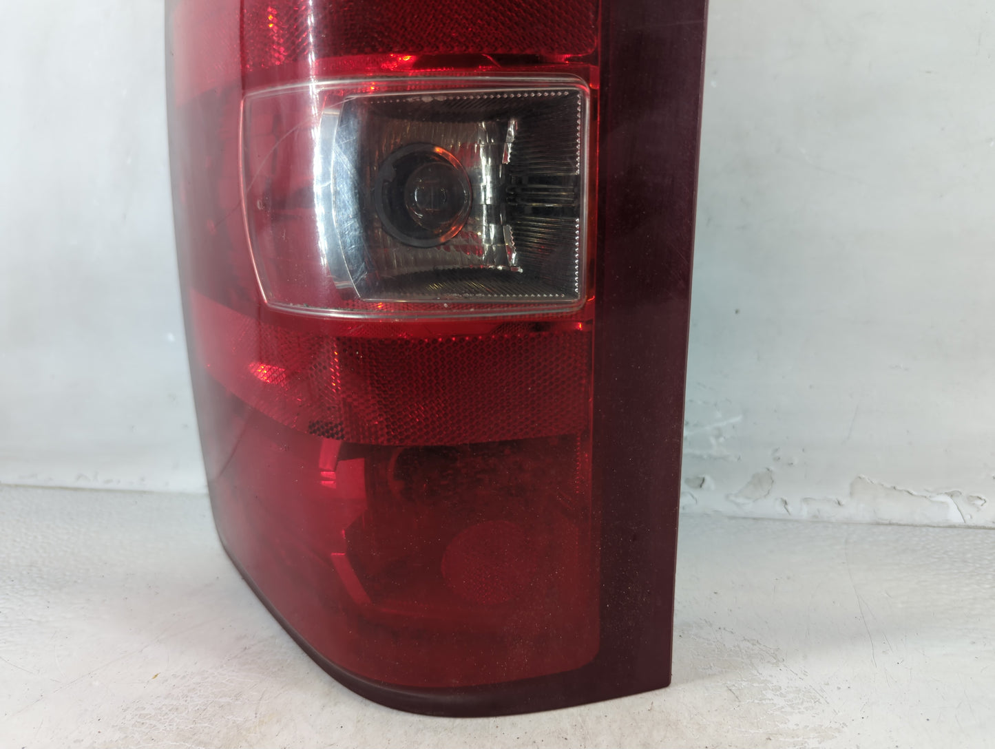 2007-2014 Chevrolet Silverado 2500 Tail Light Assembly Driver Left OEM P/N:GM15201849 Fits OEM Used Auto Parts - Oemusedauto