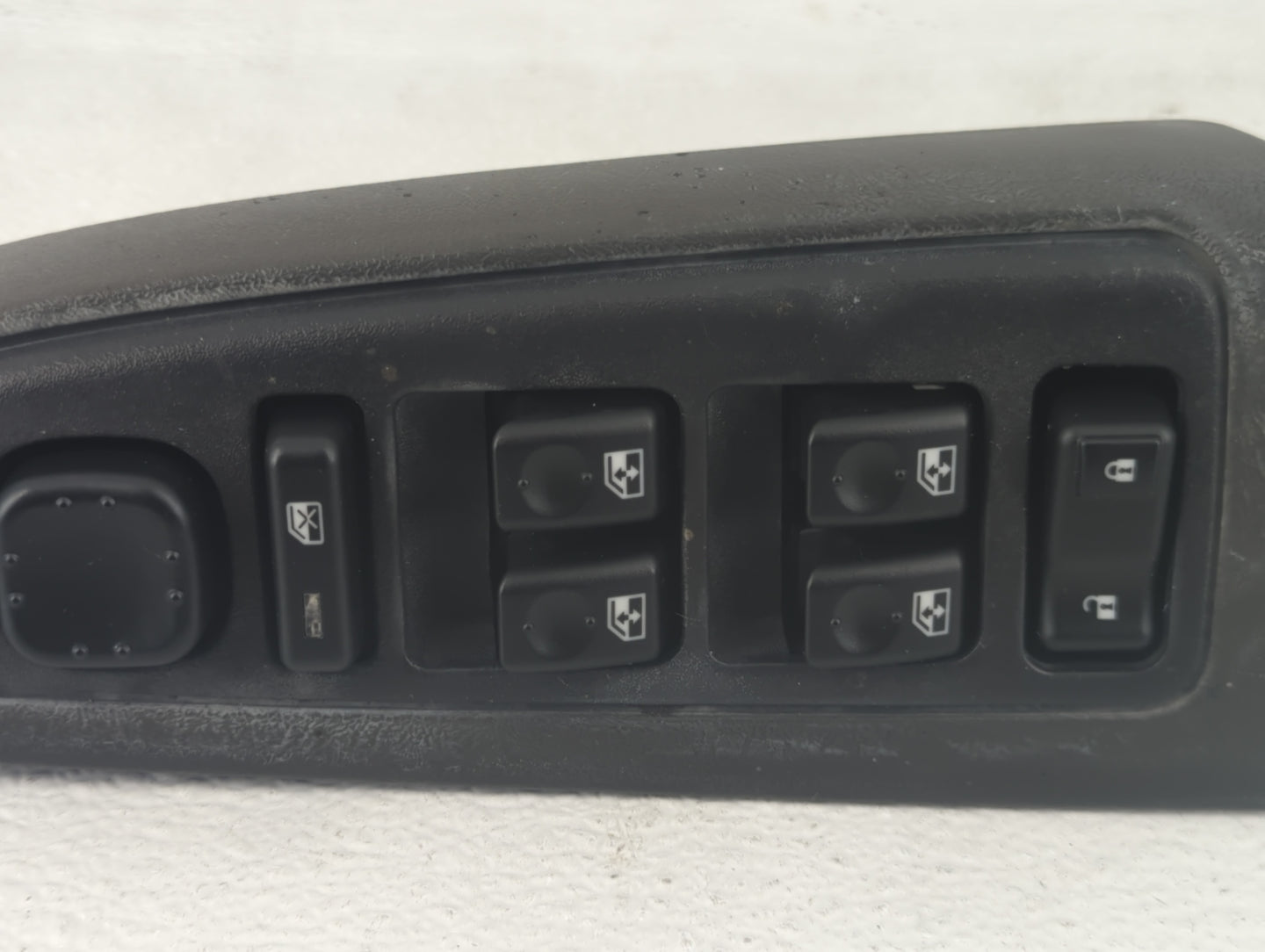 2003-2007 Chevrolet Silverado 2500 Master Power Window Switch Replacement Driver Side Left Fits Fits 2003 2004 2005 2006 200