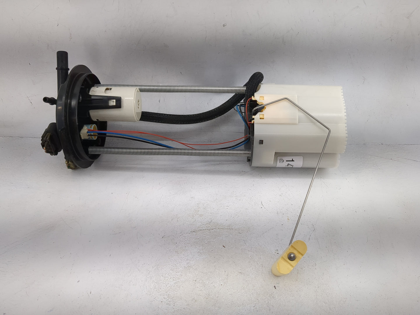 2007 Chevrolet Silverado 2500 Electrical Gas Fuel Pump Assembly - Oemusedautoparts1.com