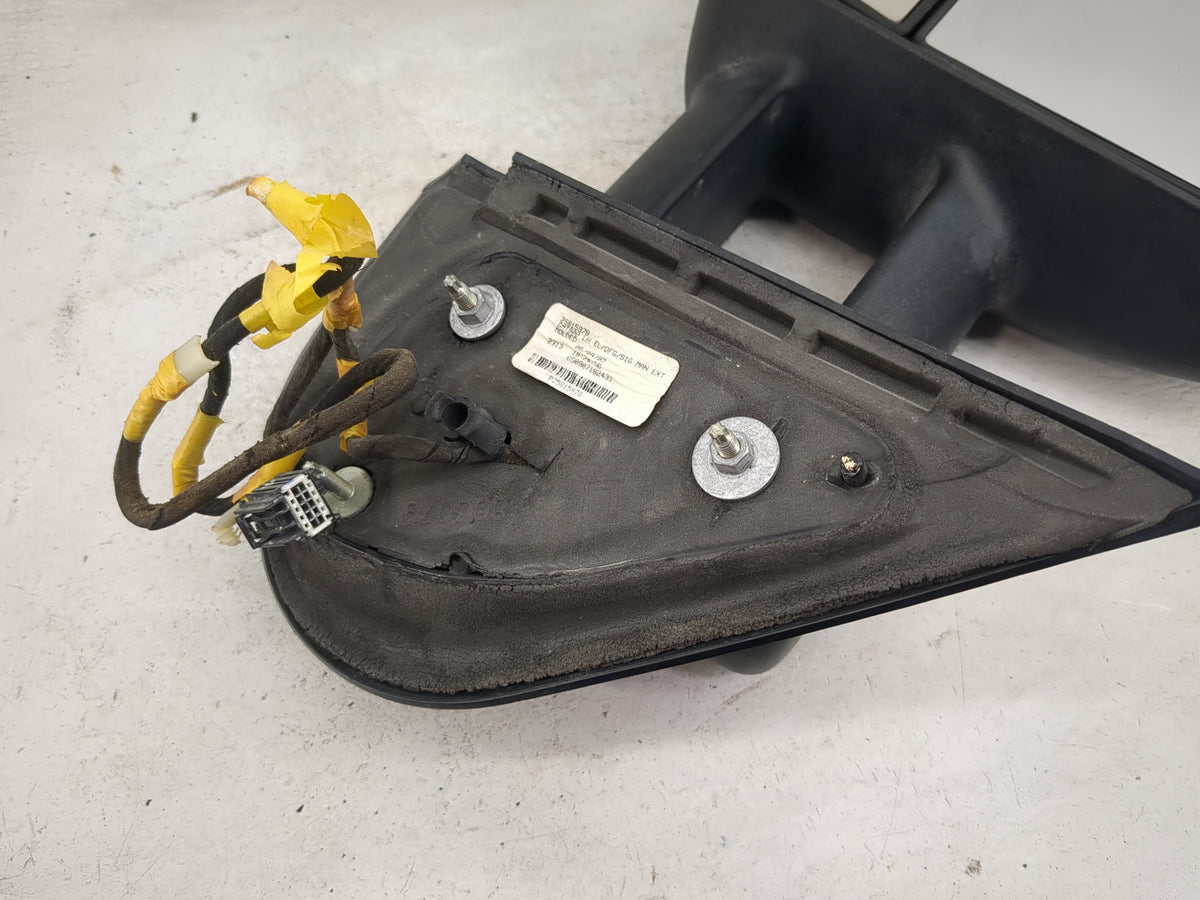 2007 Chevrolet Silverado 2500 Driver Side View Mirror - Left Door Mirror OEM Used - Oemusedautoparts1.com