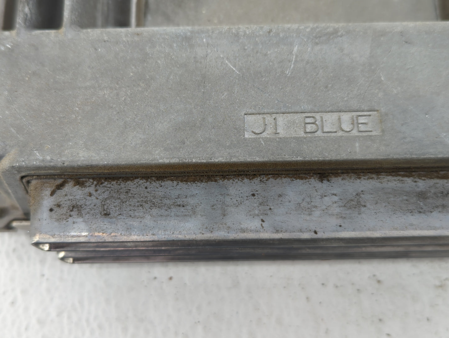 2003-2004 Chevrolet Silverado 2500 PCM Engine Control Computer ECU ECM PCU OEM P/N:12591723 Fits Fits 2003 2004 2005 2006 20