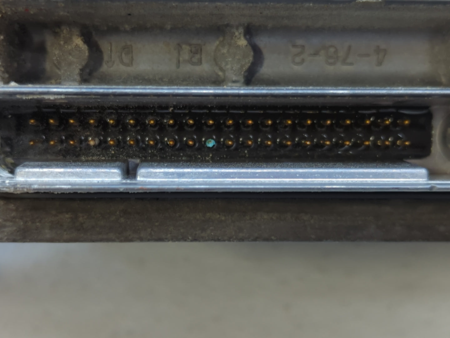 2003-2004 Chevrolet Silverado 2500 PCM Engine Control Computer ECU ECM PCU OEM P/N:12591723 12589463 Fits OEM Used Auto Part