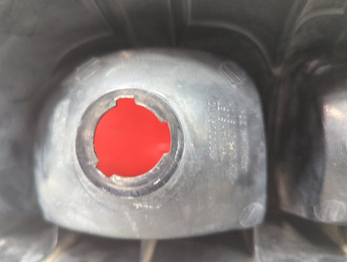 2007 Chevrolet Suburban Tail Light Assembly Passenger Right OEM Fits OEM Used Auto Parts - Oemusedautoparts1.com