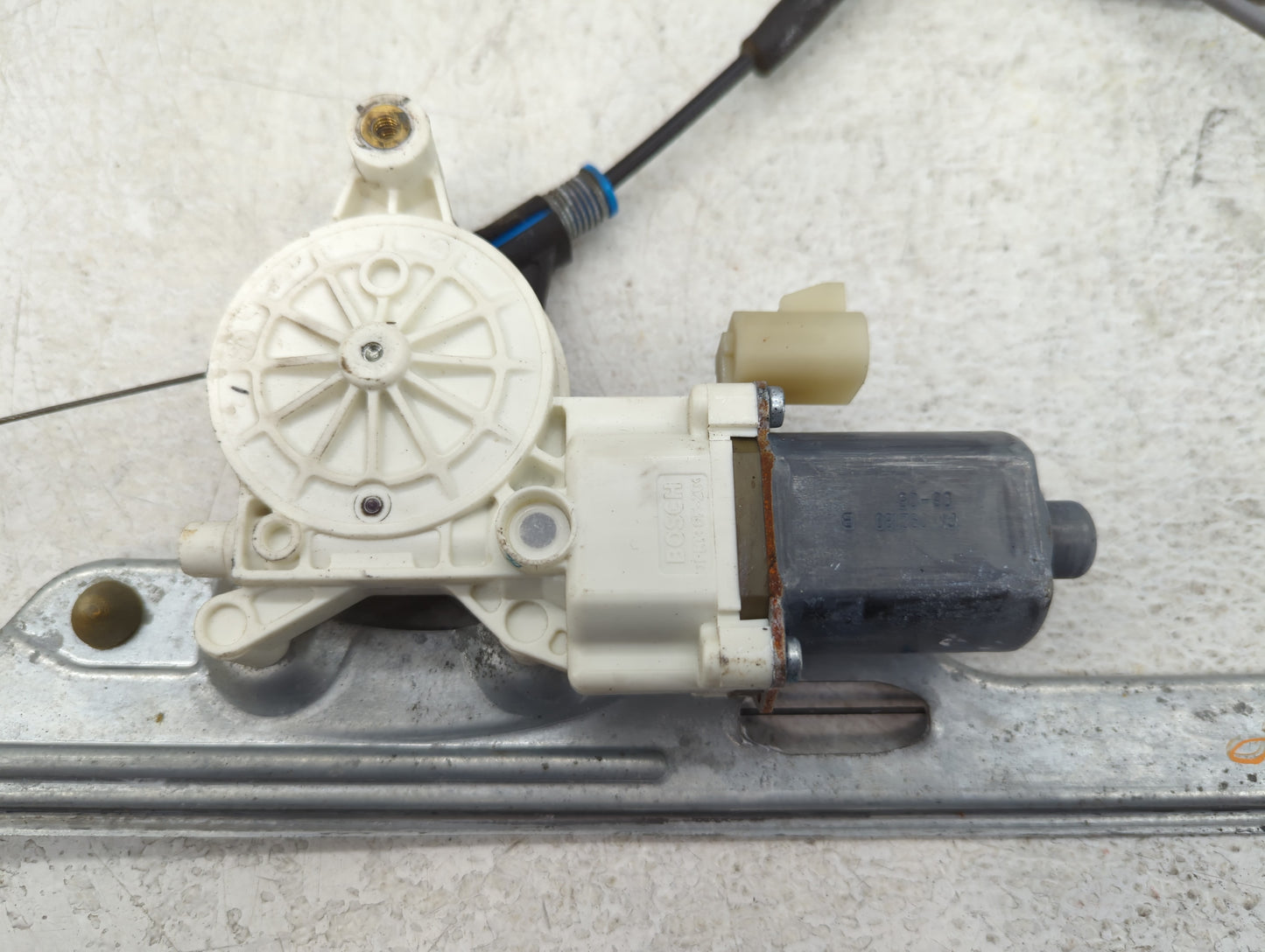 Chevrolet Suburban Window Regulator Passenger Front - Oemusedautoparts1.com