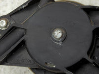 Chevrolet Suburban Used Window Regulator Passenger Front - Oemusedautoparts1.com