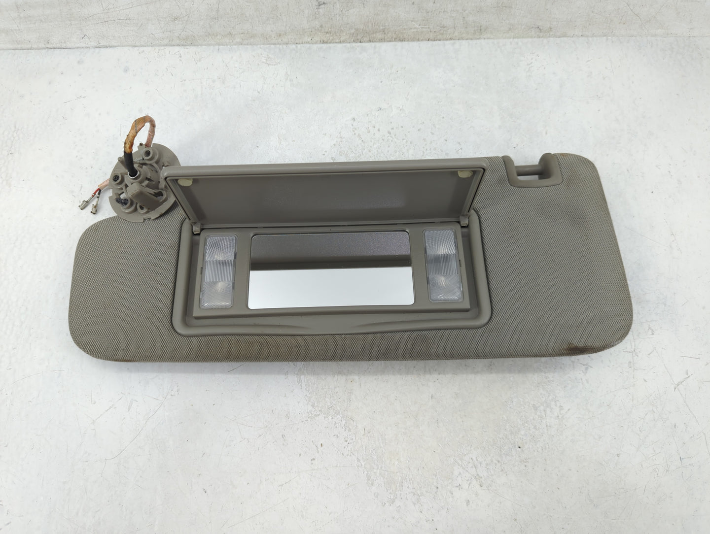 2007-2014 Chevrolet Suburban 1500 Sun Visor Shade Replacement Driver Left Mirror Fits Fits 2007 2008 2009 2010 2011 2012 201