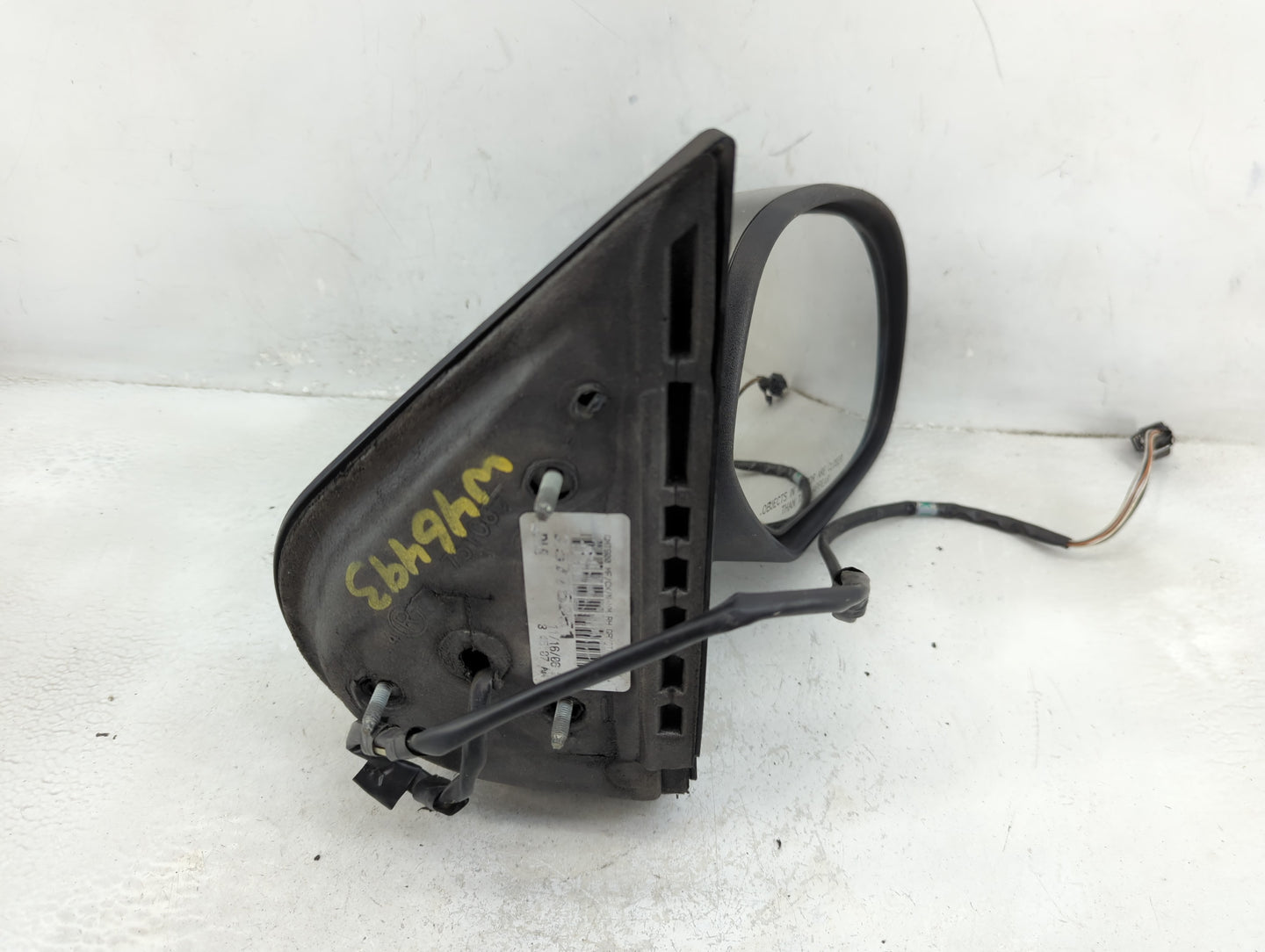 2007-2014 Chevrolet Suburban 1500 Passenger Side View Mirror - Right Door Mirror OEM Used - Oemusedautoparts1.com