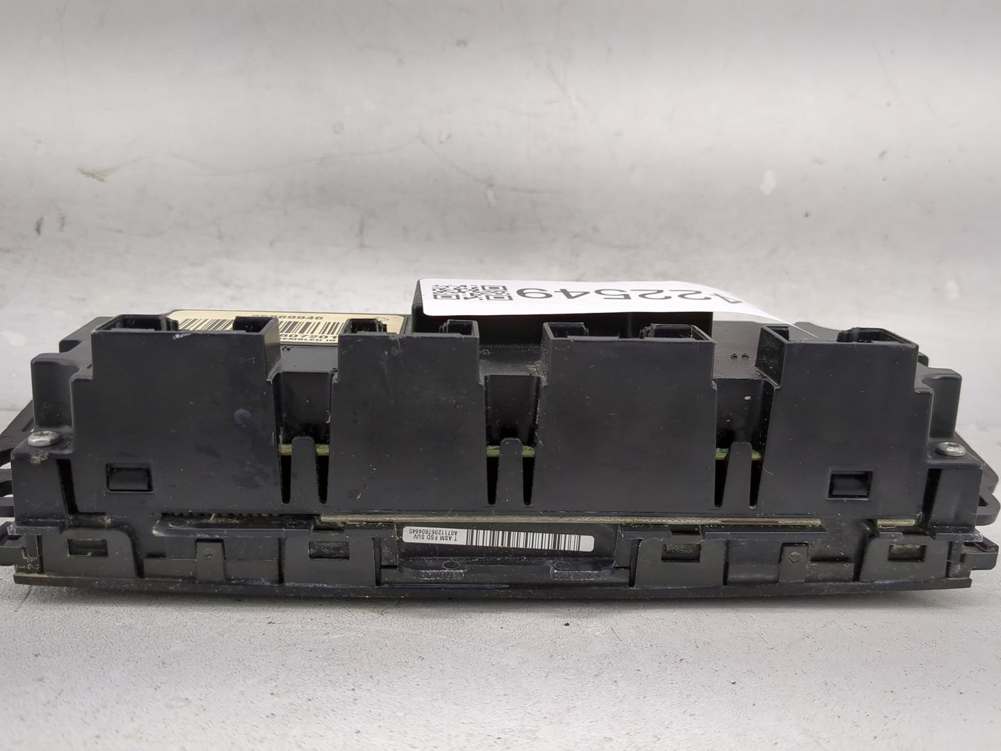 2007-2011 Chevrolet Suburban 1500 Climate Control Module Temperature AC/Heater Replacement P/N:25869946 Fits OEM Used Auto P