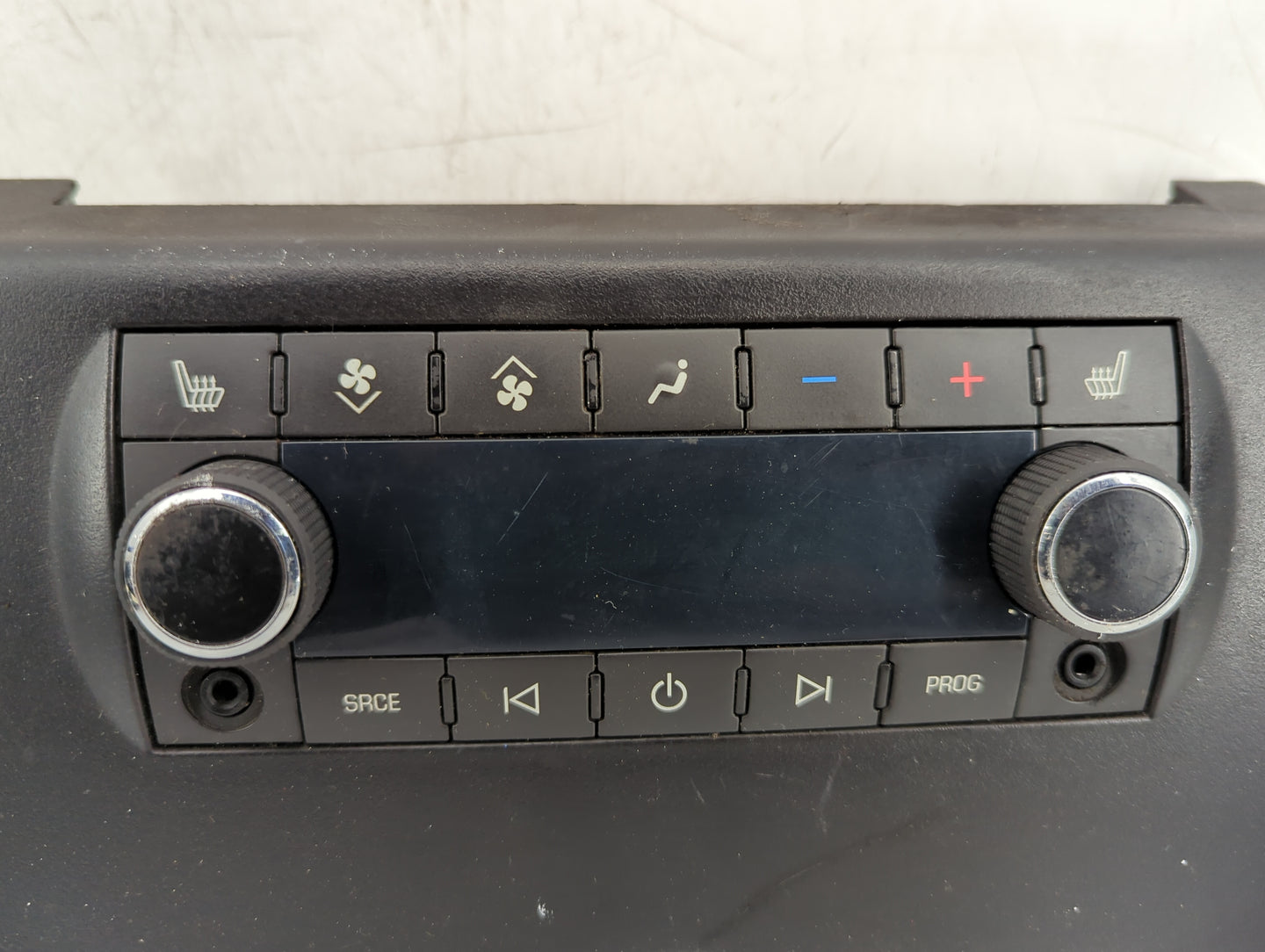 2007-2014 Chevrolet Suburban 1500 Climate Control Module Temperature AC/Heater Replacement Fits OEM Used Auto Parts - Oemuse