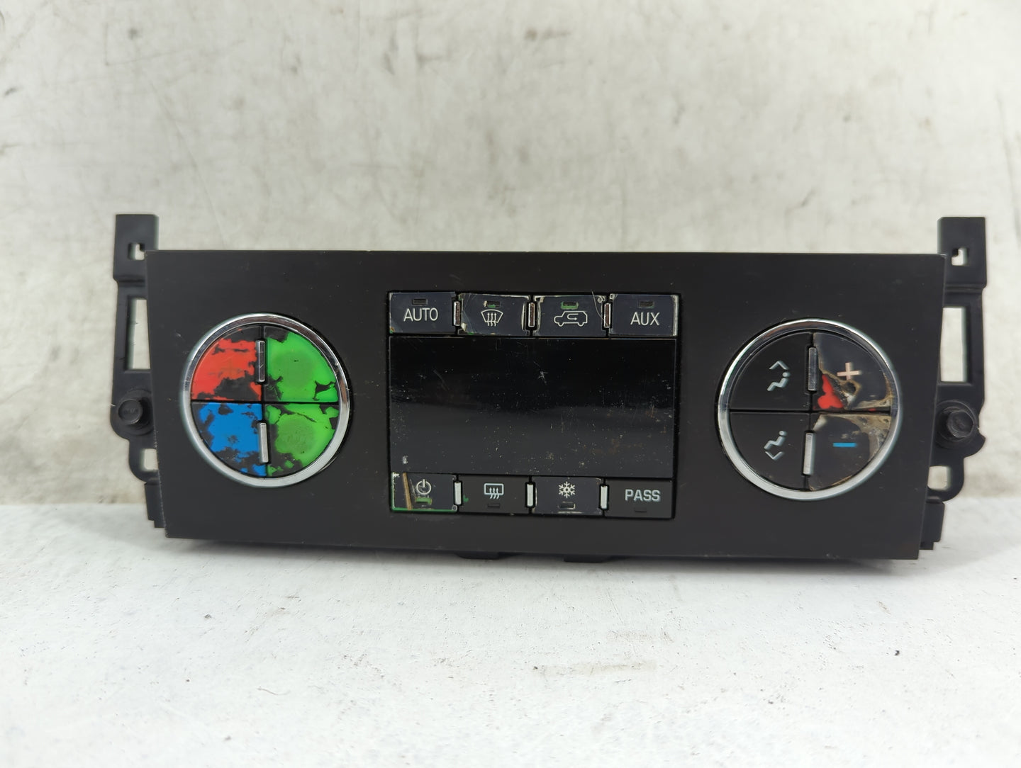 2007-2011 Chevrolet Suburban 1500 Climate Control Module Temperature AC/Heater Replacement P/N:15932418 Fits OEM Used Auto P