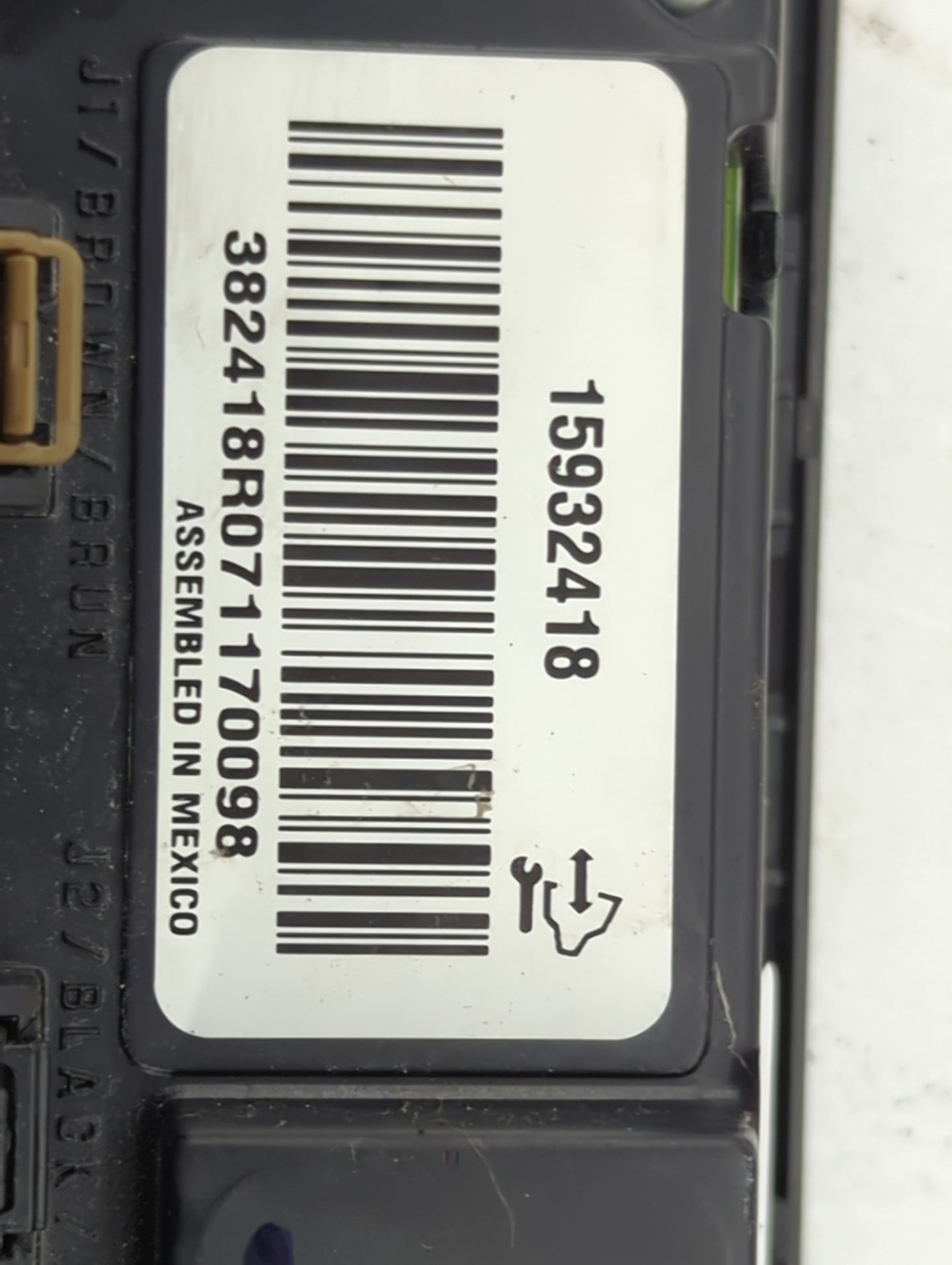 2007-2011 Chevrolet Suburban 1500 Climate Control Module Temperature AC/Heater Replacement P/N:15932418 Fits OEM Used Auto P