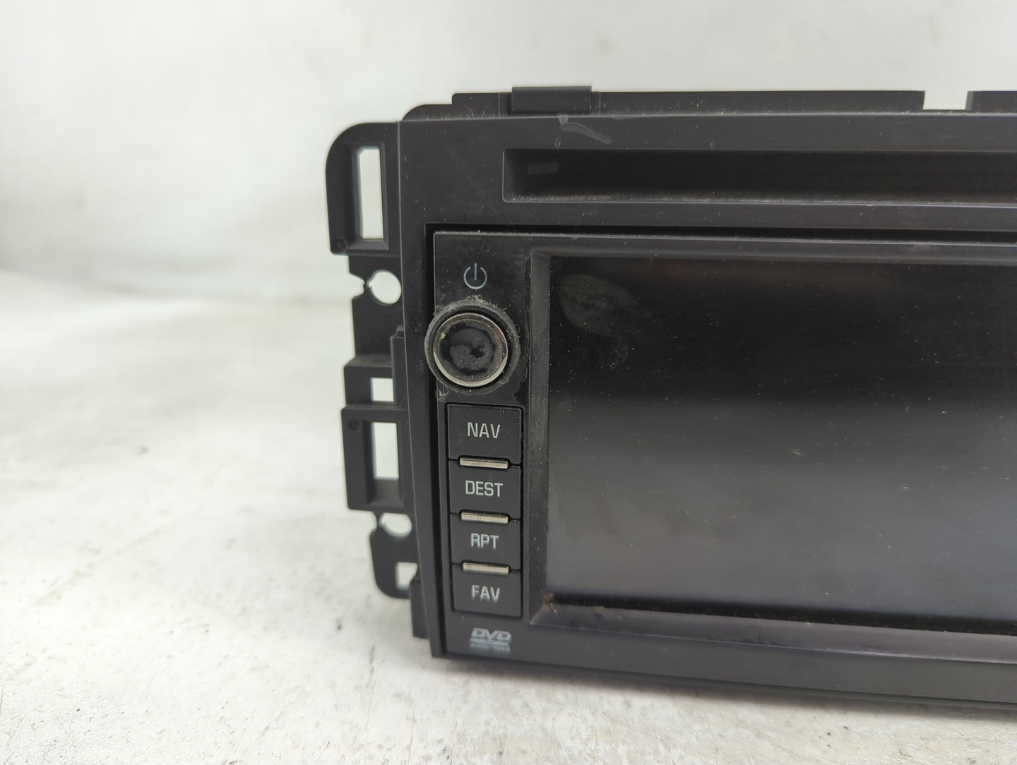 2007-2008 Chevrolet Suburban 1500 Radio AM FM Cd Player Receiver Replacement P/N:15940102 DW468100-5761 Fits Fits 2007 2008 