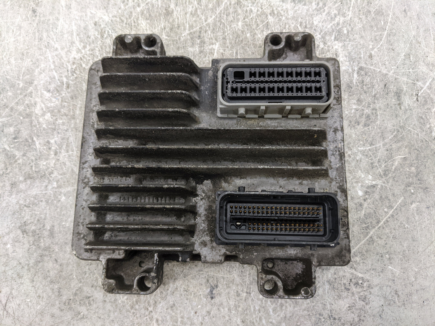 2007 Chevrolet Suburban 1500 PCM Engine Control Computer ECU ECM PCU OEM P/N:12614085 12597121 Fits Fits 2006 2008 OEM Used 
