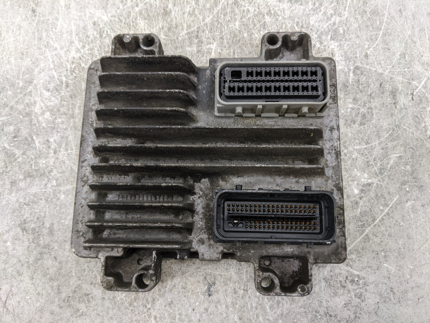 2007 Chevrolet Suburban 1500 PCM Engine Control Computer ECU ECM PCU OEM P/N:12614085 12597121 Fits Fits 2006 2008 OEM Used 