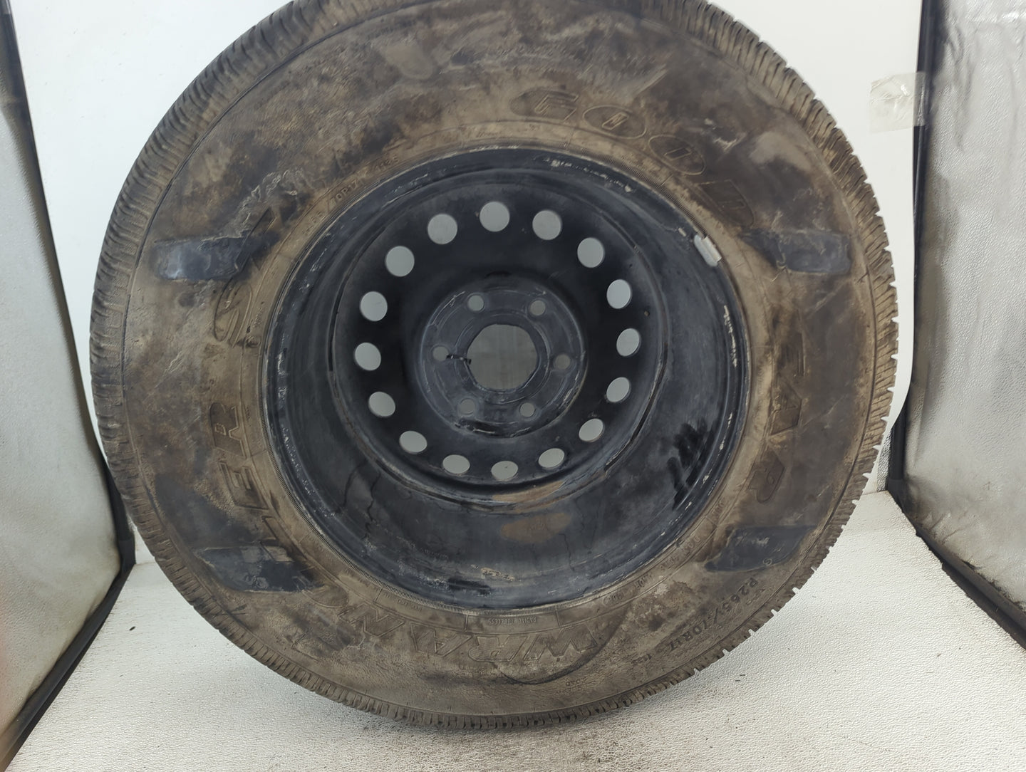 2007 Chevrolet Suburban 1500 Spare Donut Tire Wheel Rim Oem - Oemusedautoparts1.com
