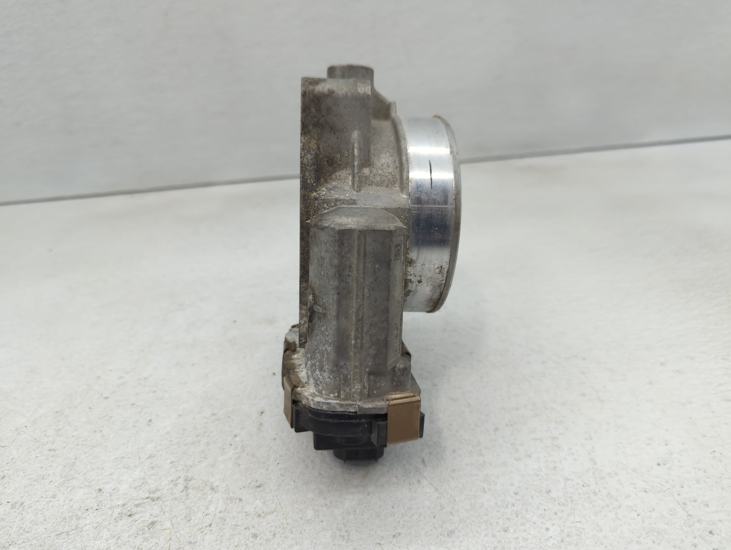 2007-2008 Chevrolet Suburban 1500 Throttle Body P/N:RME87-3A Fits Fits 2006 2007 2008 2009 OEM Used Auto Parts - Oemusedauto