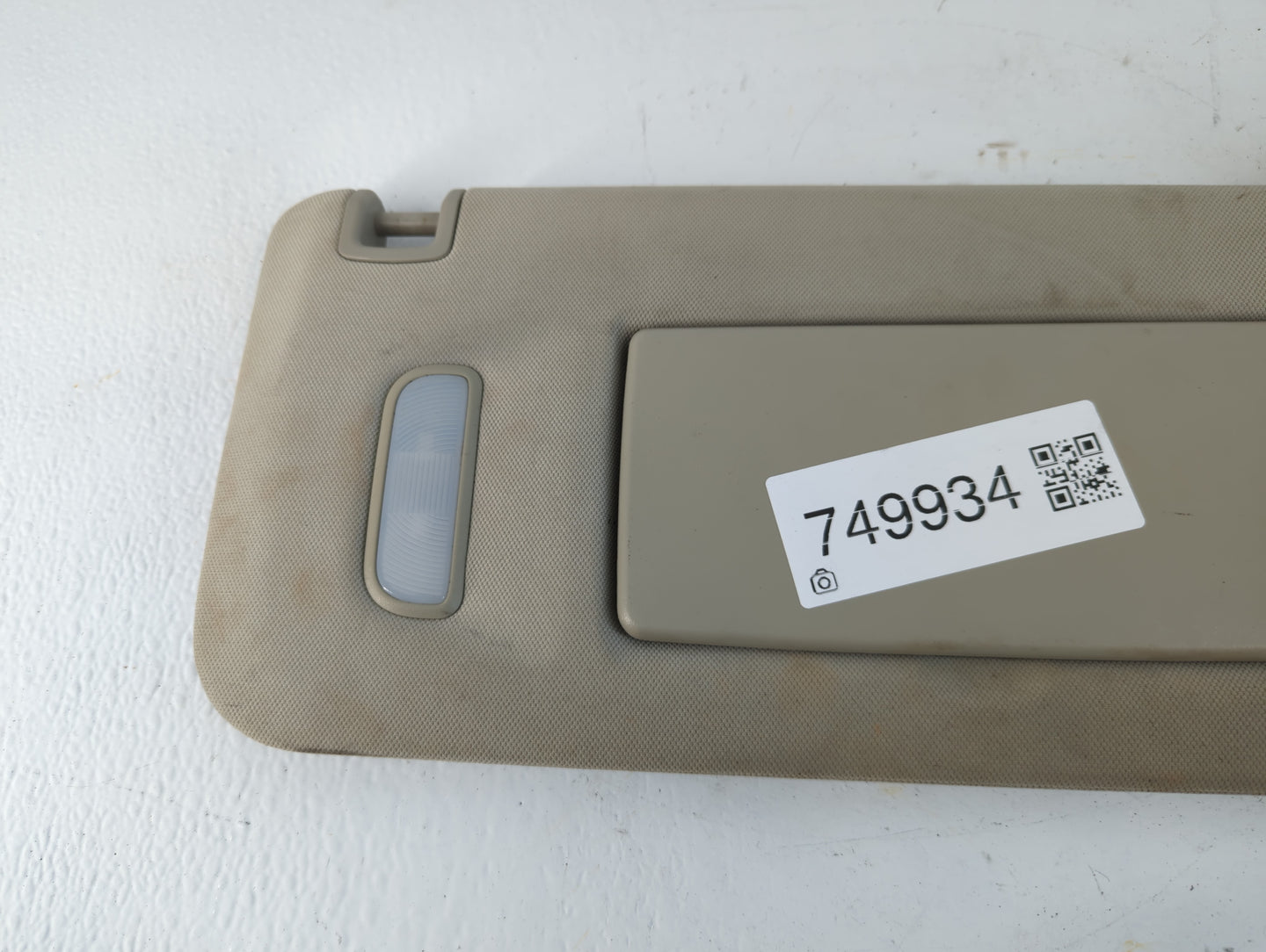 2007-2014 Chevrolet Suburban 1500 Sun Visor Shade Replacement Passenger Right Mirror Fits OEM Used Auto Parts - Oemusedautop