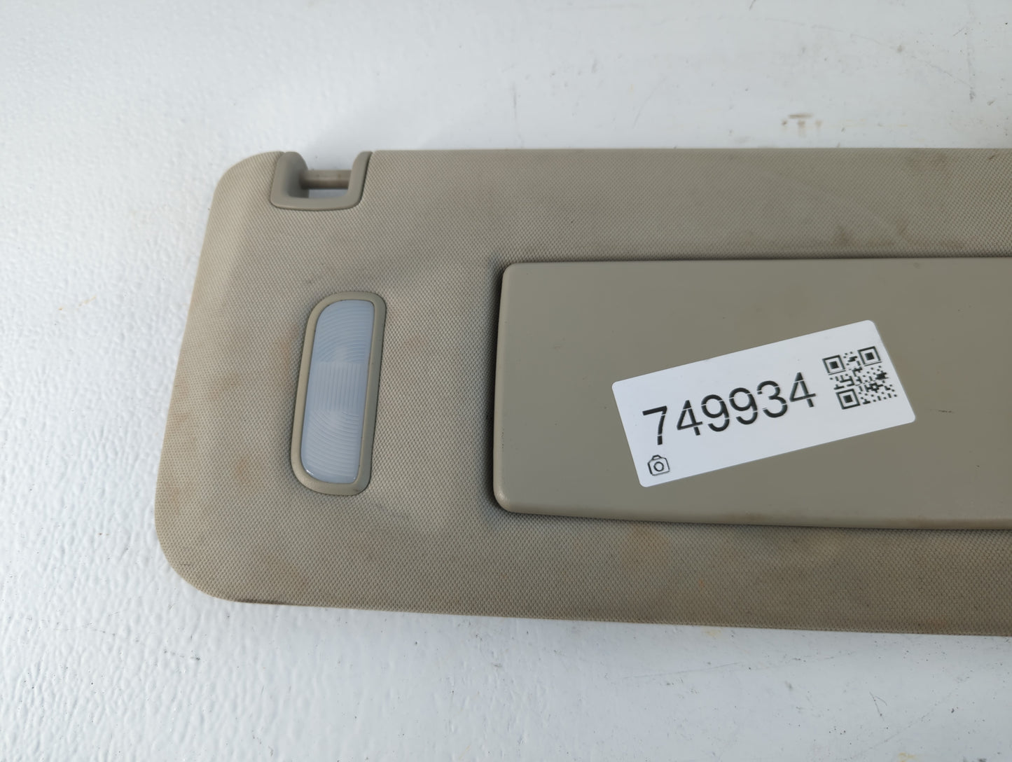 2007-2014 Chevrolet Suburban 1500 Sun Visor Shade Replacement Passenger Right Mirror Fits OEM Used Auto Parts - Oemusedautop