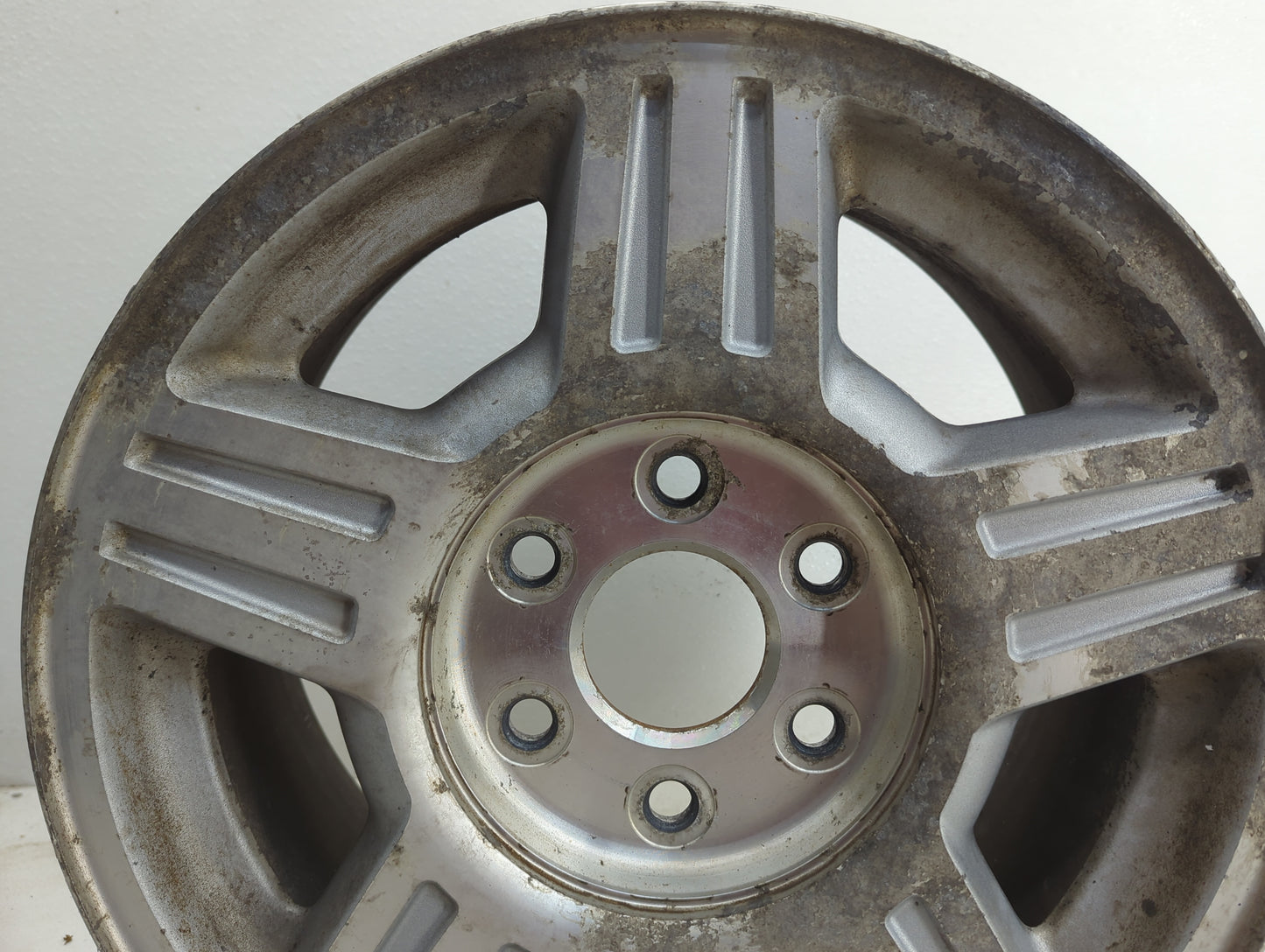 2007-2008 Chevrolet Tahoe Oem Wheel Rim 1095627 - Oemusedautoparts1.com