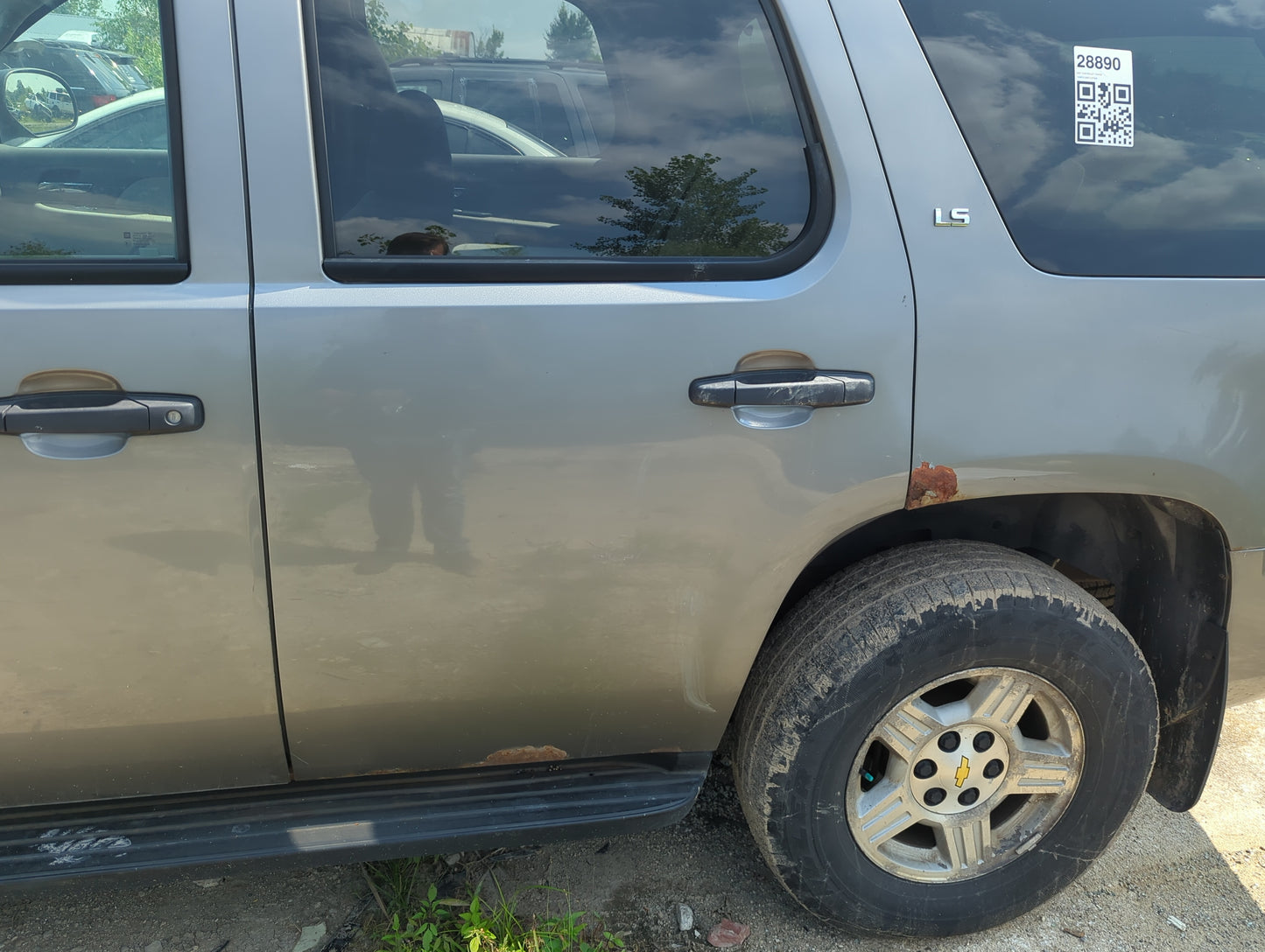 2007-2014 Chevrolet Tahoe Driver Rear Door Oem - Oemusedautoparts1.com