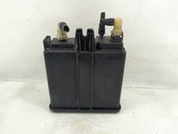 2007 Chevrolet Tahoe Fuel Vapor Charcoal Canister - Oemusedautoparts1.com