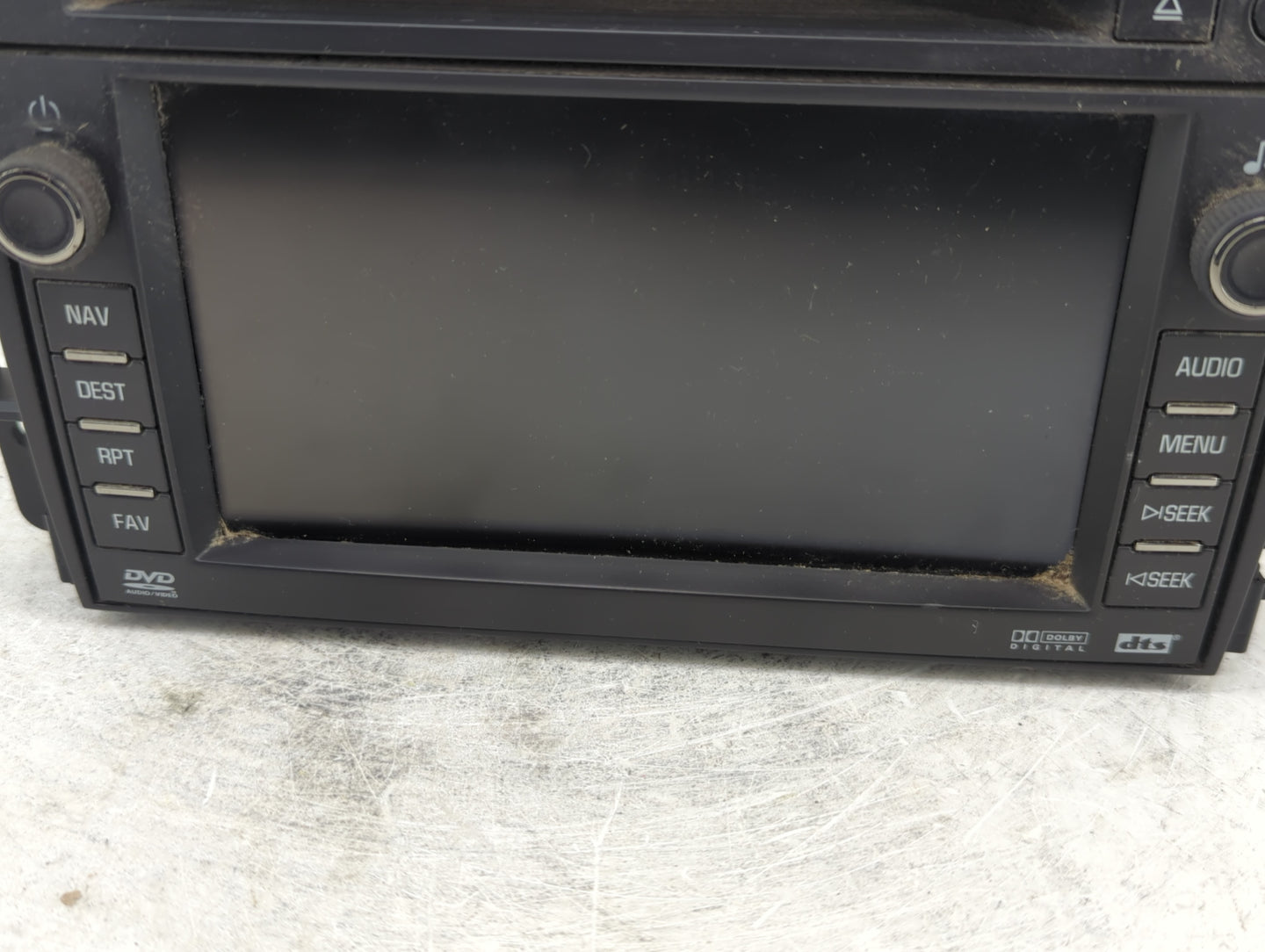 2007-2008 Chevrolet Tahoe Radio AM FM Cd Player Receiver Replacement P/N:15882766 Fits Fits 2007 2008 OEM Used Auto Parts - 
