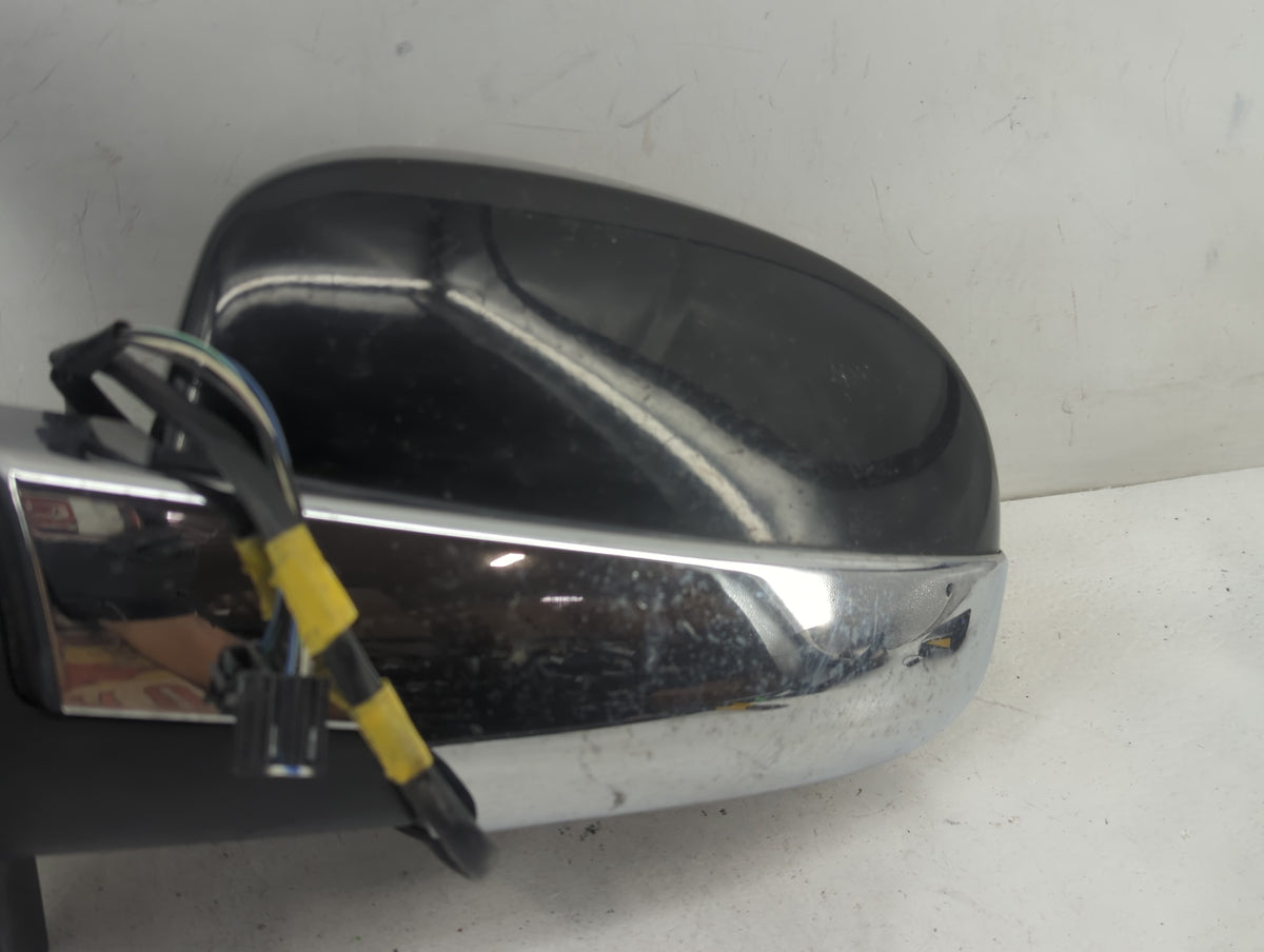 2007-2014 Chevrolet Tahoe Driver Side View Mirror - Left Door Mirror OEM Used - Oemusedautoparts1.com