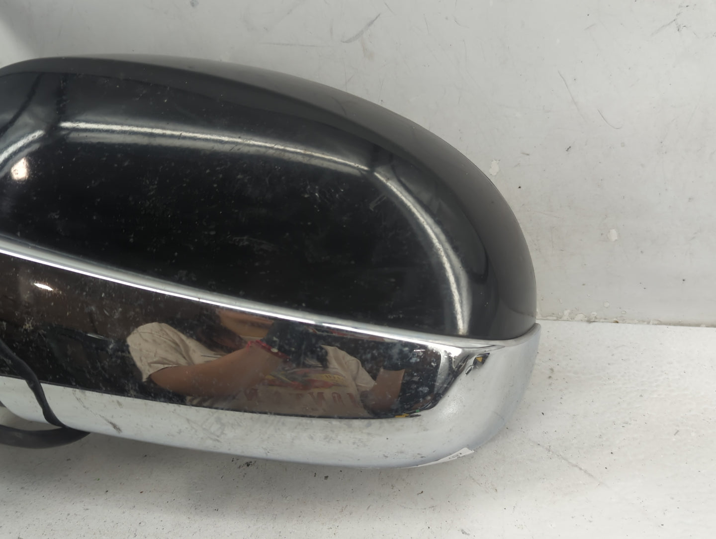2007-2014 Chevrolet Tahoe Driver Side View Mirror - Left Door Mirror OEM Used - Oemusedautoparts1.com