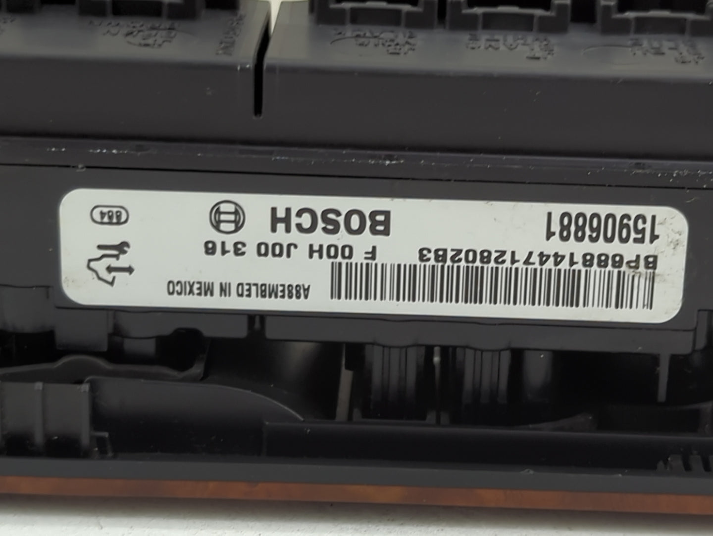 2007 Chevrolet Tahoe Master Power Window Switch Replacement Driver Side Left P/N:15906881 F00HJ00318, BP6881447112802B3 Fits
