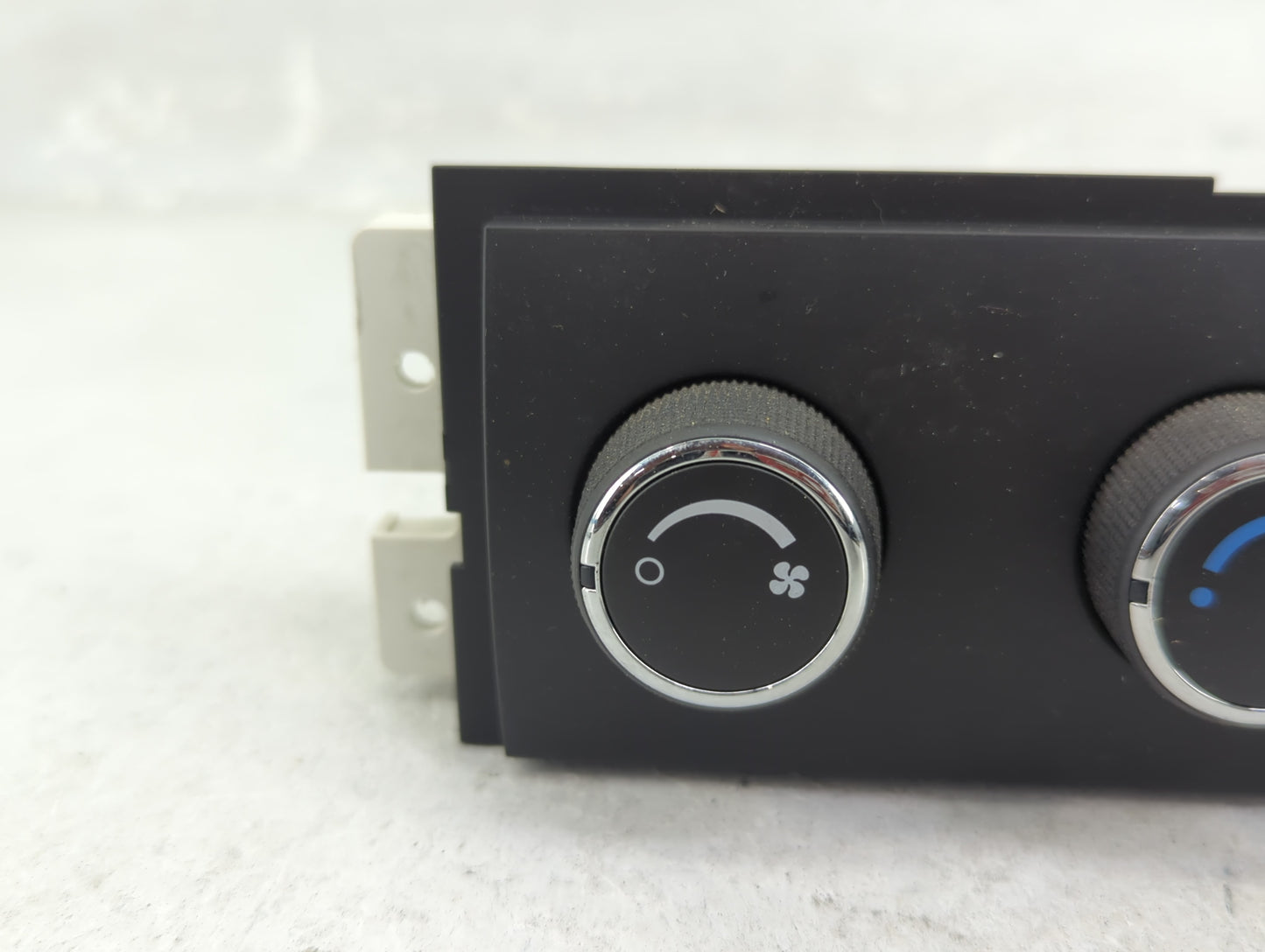 2007-2014 Chevrolet Tahoe Climate Control Module Temperature AC/Heater Replacement P/N:15109353C Fits OEM Used Auto Parts - 