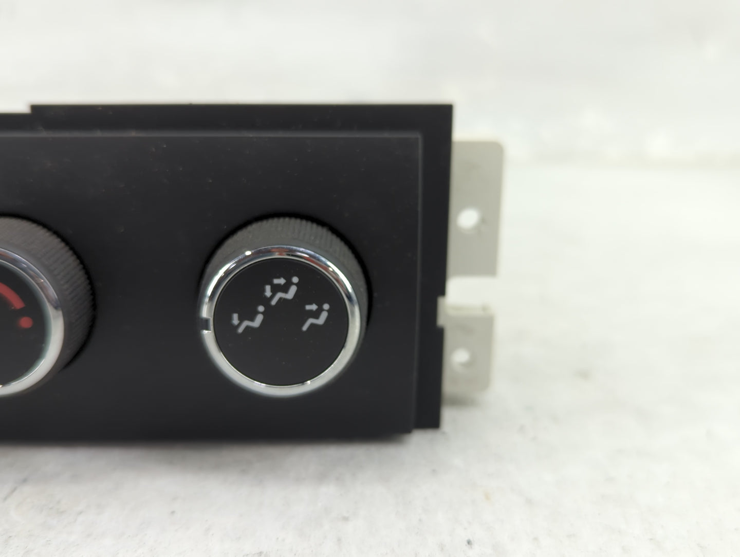 2007-2014 Chevrolet Tahoe Climate Control Module Temperature AC/Heater Replacement P/N:15109353C Fits OEM Used Auto Parts - 