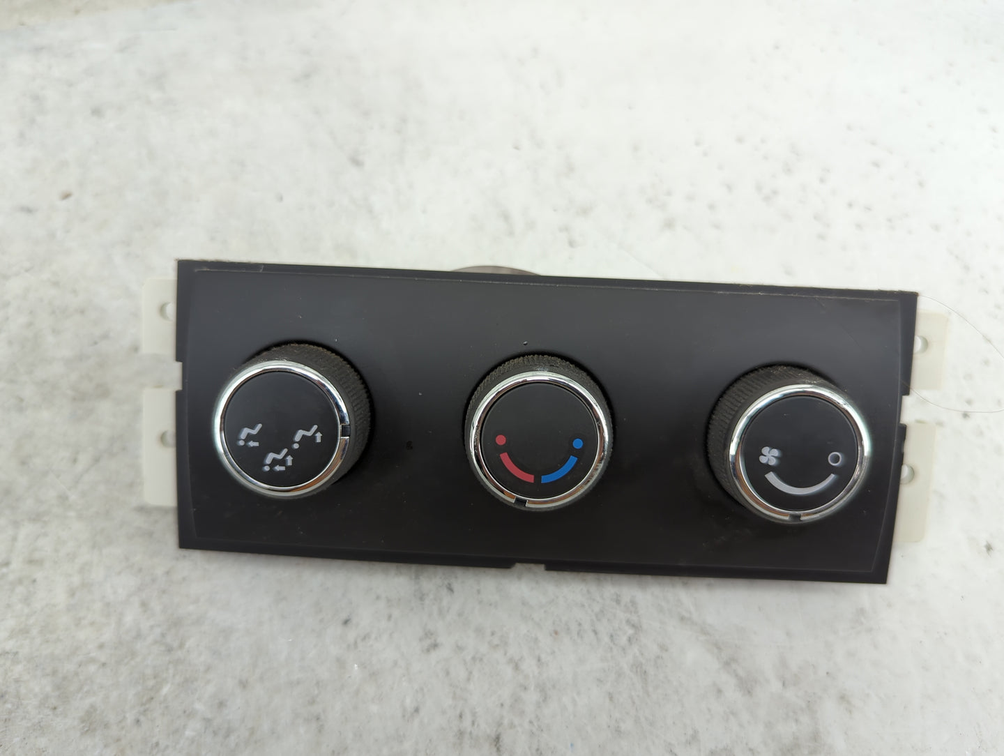 2007-2014 Chevrolet Tahoe Climate Control Module Temperature AC/Heater Replacement P/N:15109353B BH1054 Fits OEM Used Auto P