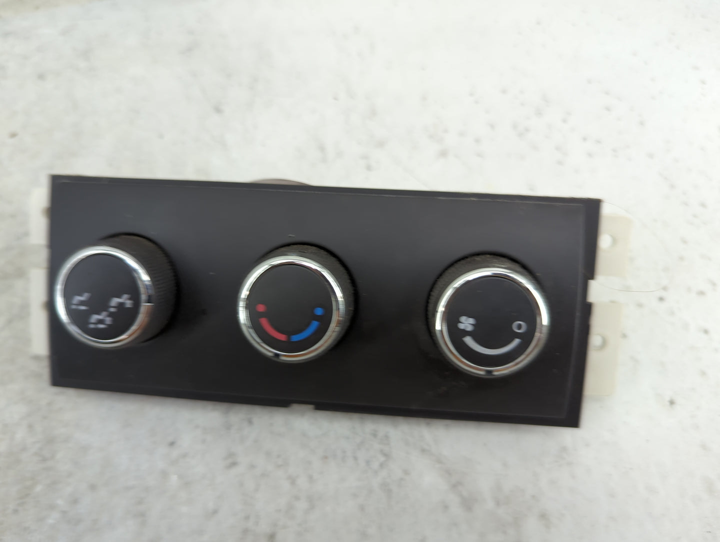 2007-2014 Chevrolet Tahoe Climate Control Module Temperature AC/Heater Replacement P/N:15109353B BH1054 Fits OEM Used Auto P
