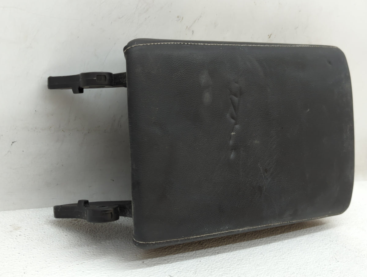 2007 Chevrolet Tahoe Center Console Armrest Cover Lid Black - Oemusedautoparts1.com