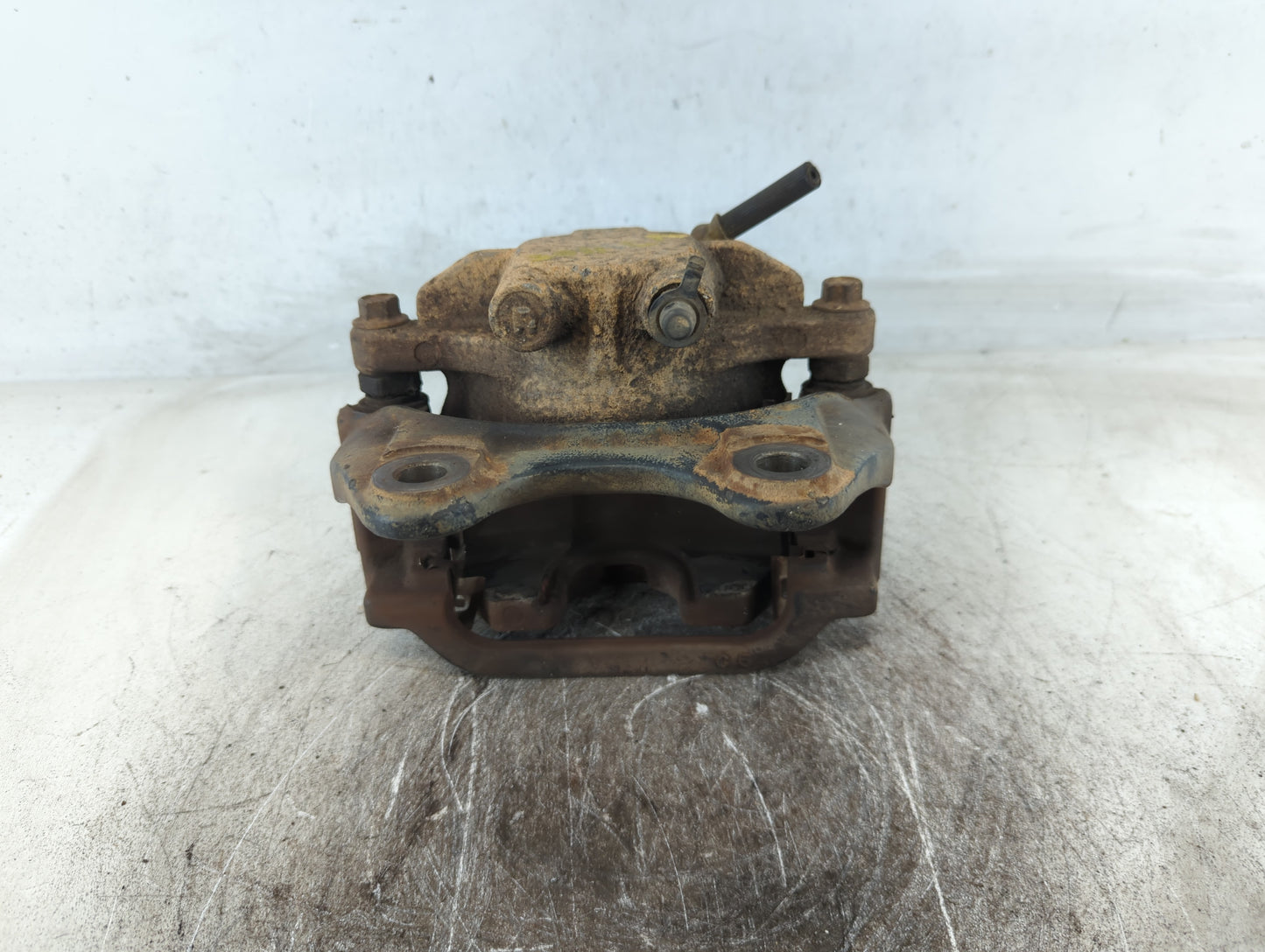 2007-2020 Chevrolet Tahoe Front Passenger Right Brake Caliper 699714 - Oemusedautoparts1.com