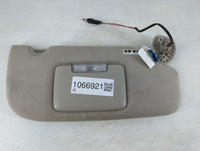 2005-2007 Chevrolet Trailblazer Sun Visor Shade Replacement Passenger Right Mirror Fits Fits 2005 2006 2007 OEM Used Auto Pa